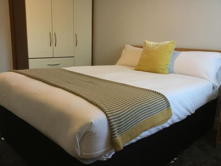 Central 2 bedroom apt in Smithfield