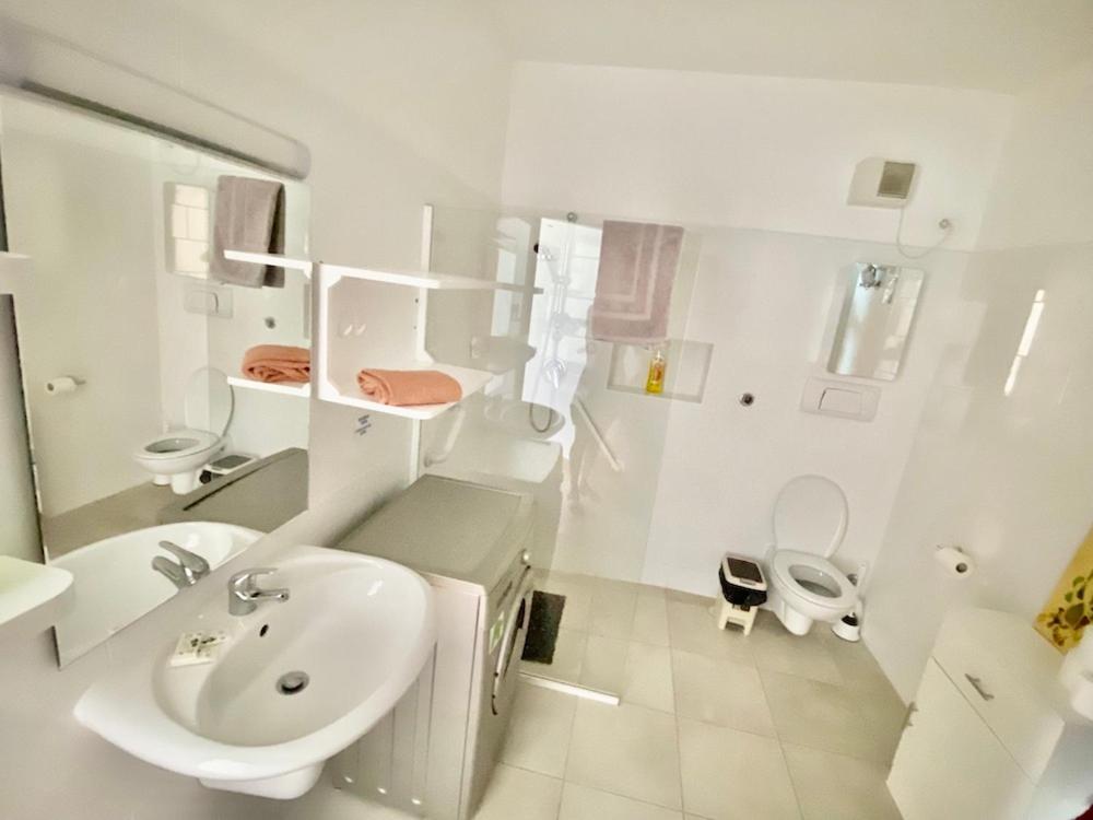 Porto Antigo 1 - Three bedroom, pool & wifi