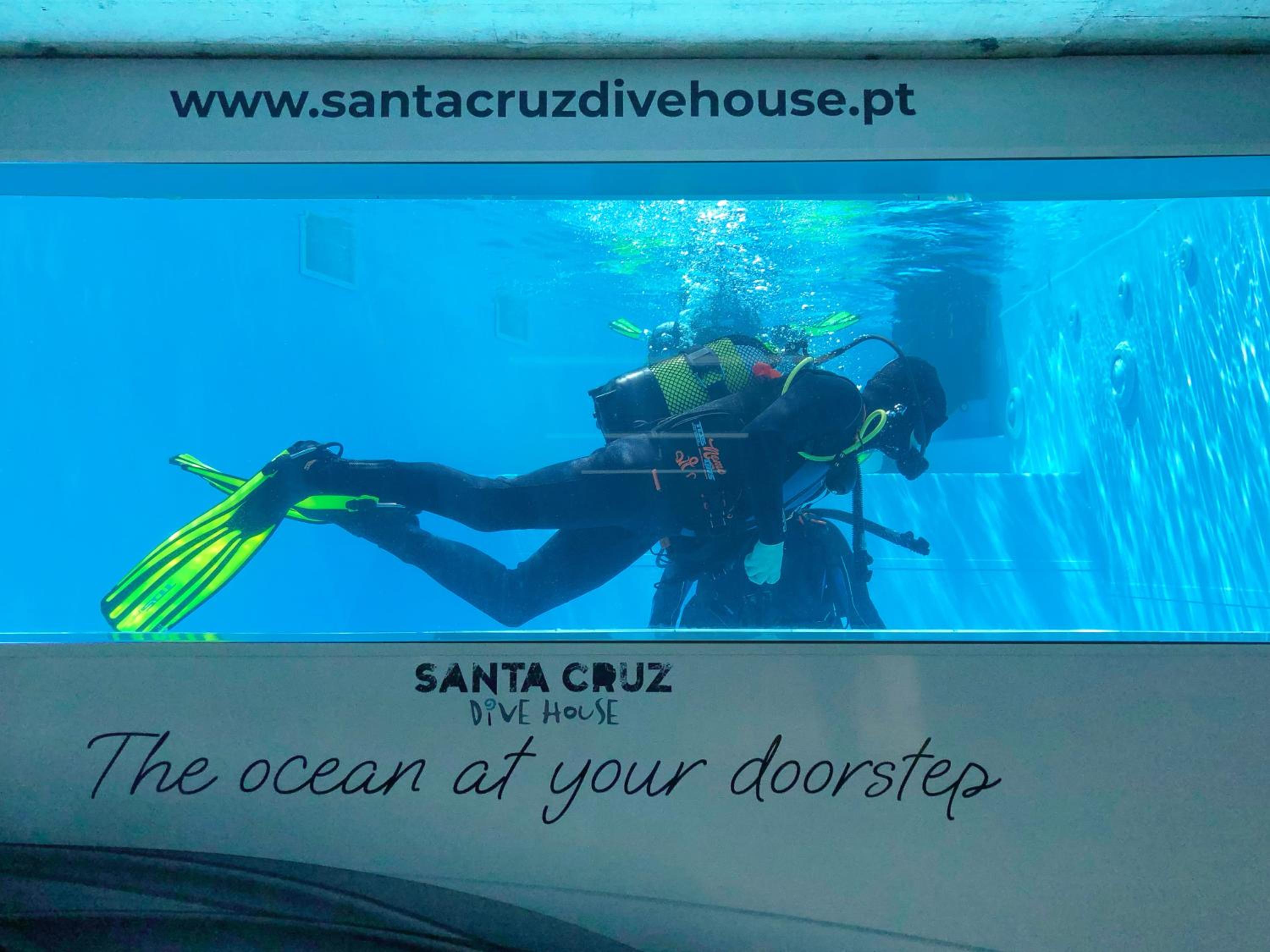 Santa Cruz Dive House - PADI Centre view 4