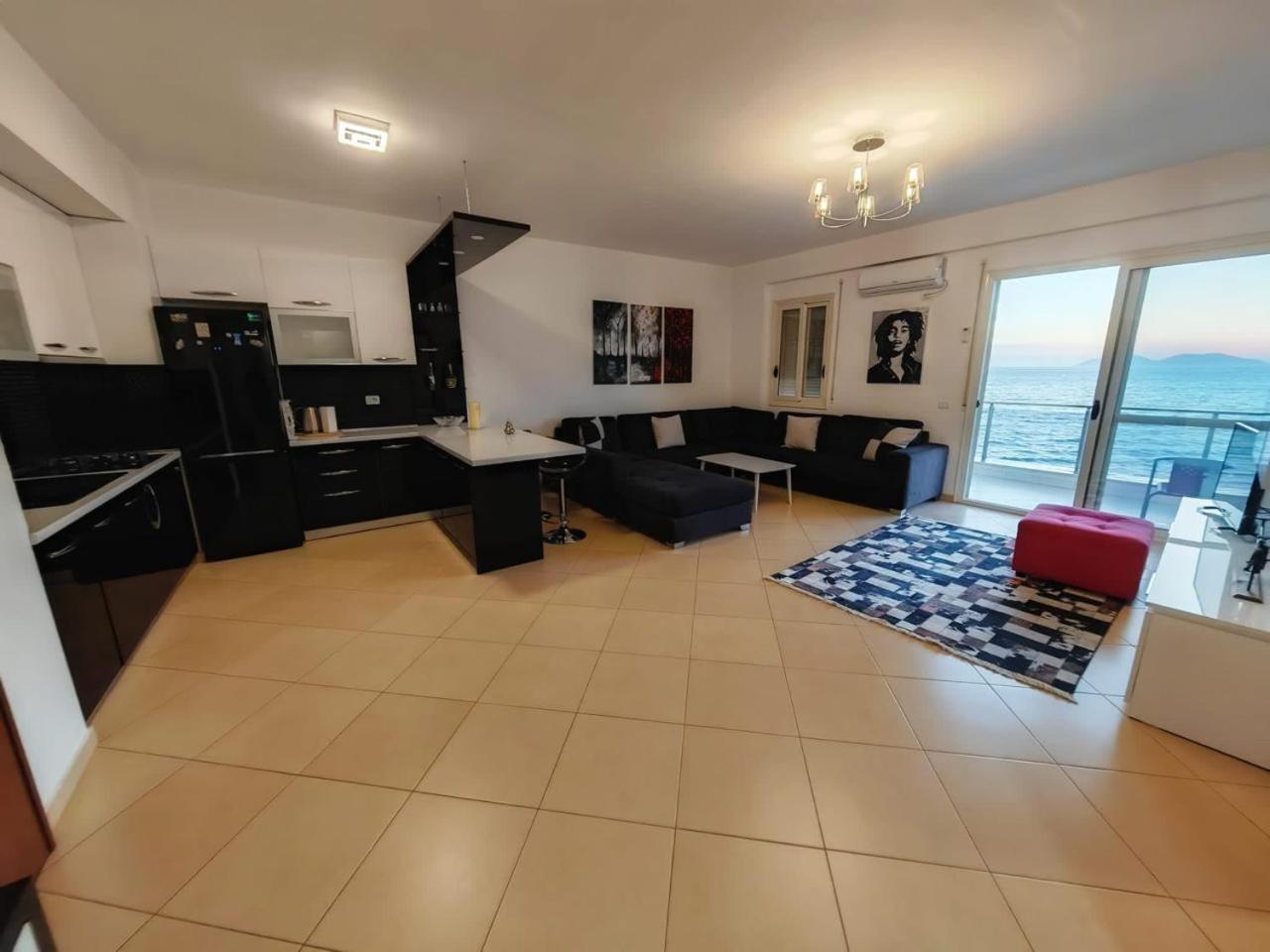 ASTA Apartments Free Private Parking