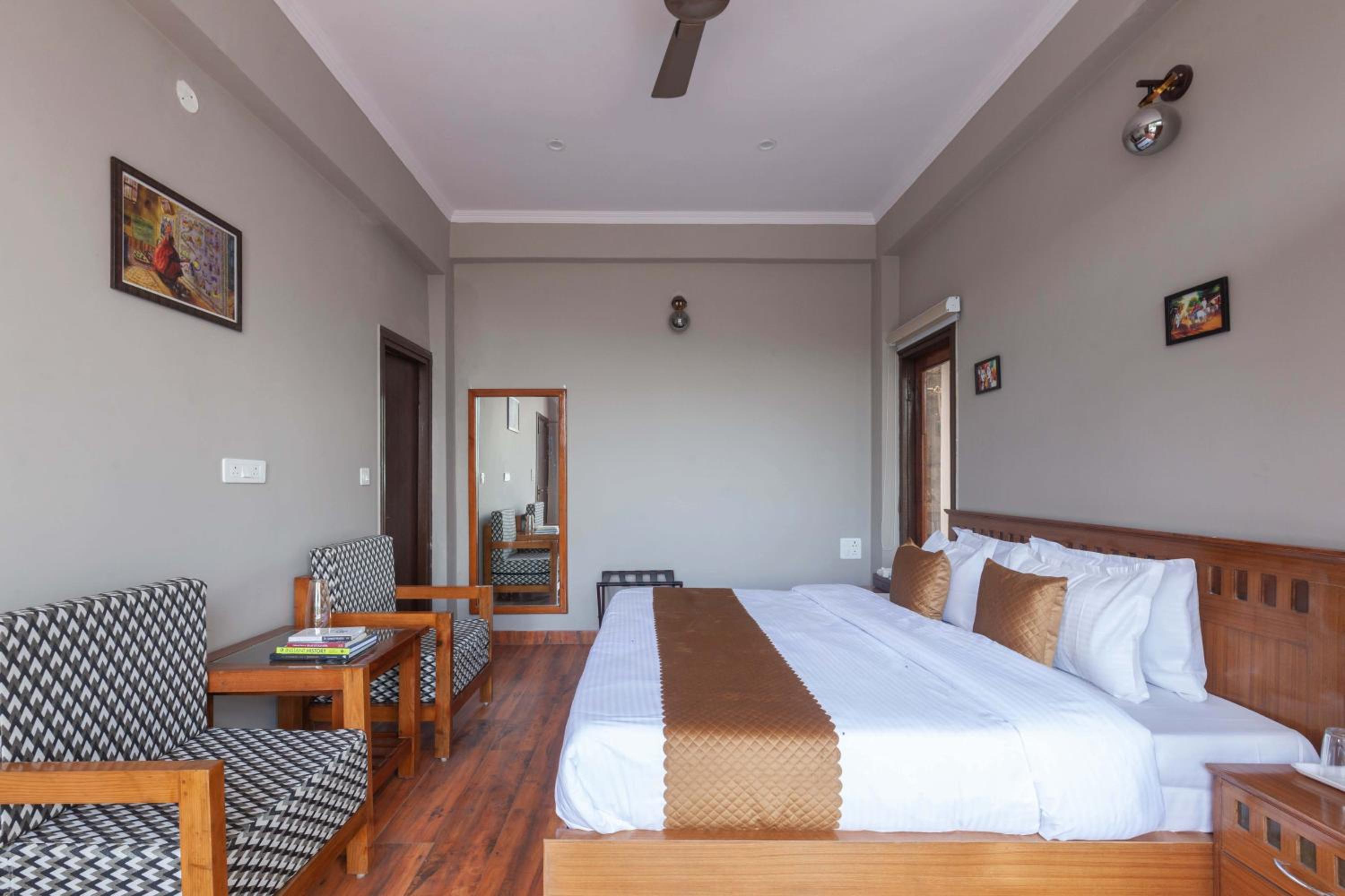 Alaya Stays Amara Dusk 4BHK Villa in Nainital view 3