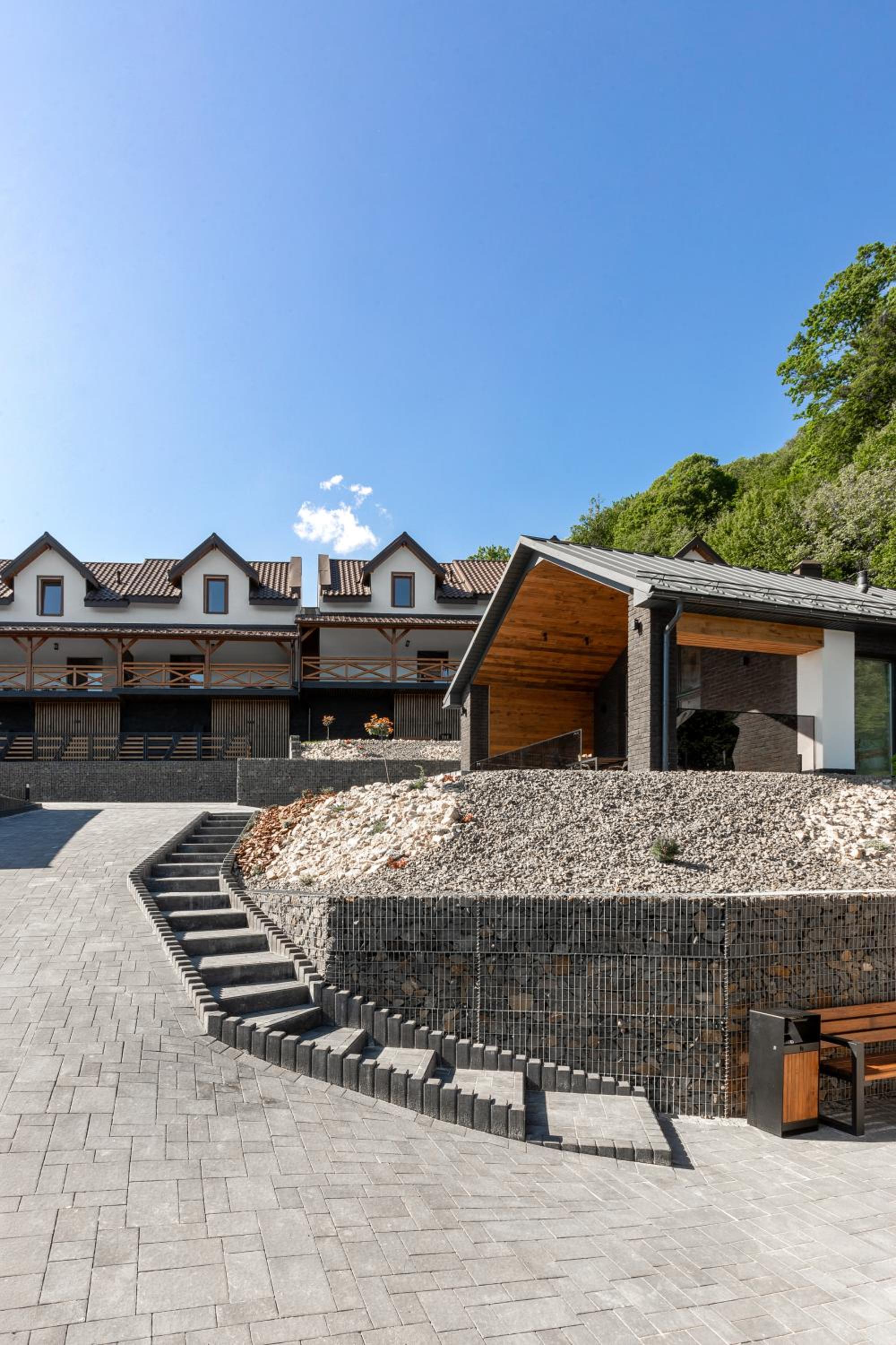 Apartel Villa Shayan
