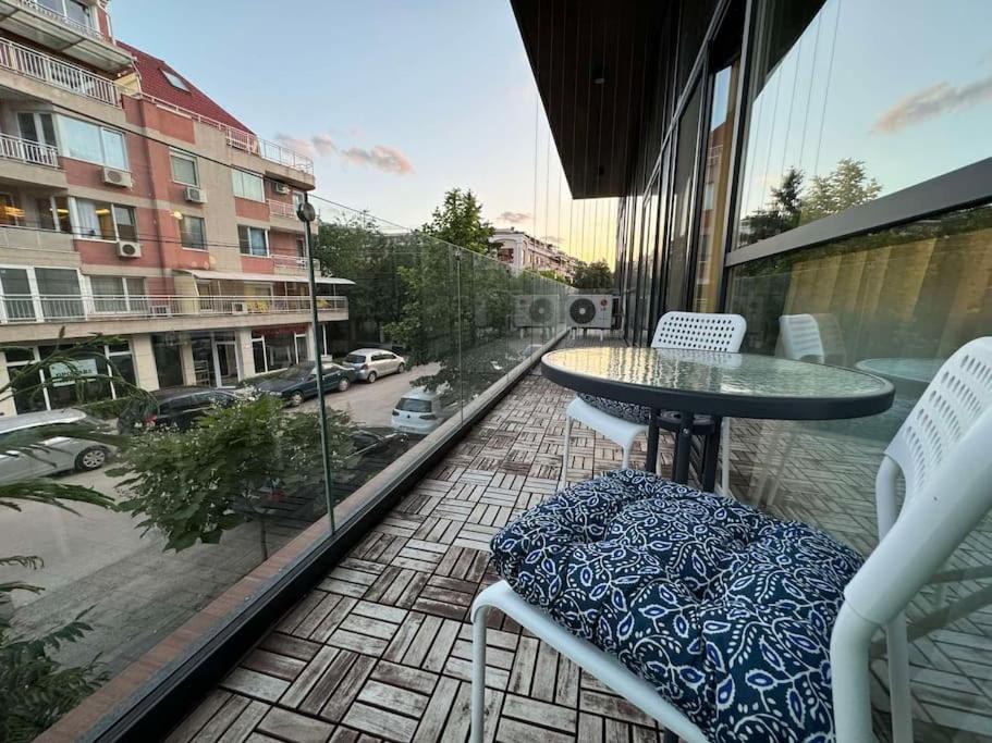 Modern Vitosha Maisonette with Garage