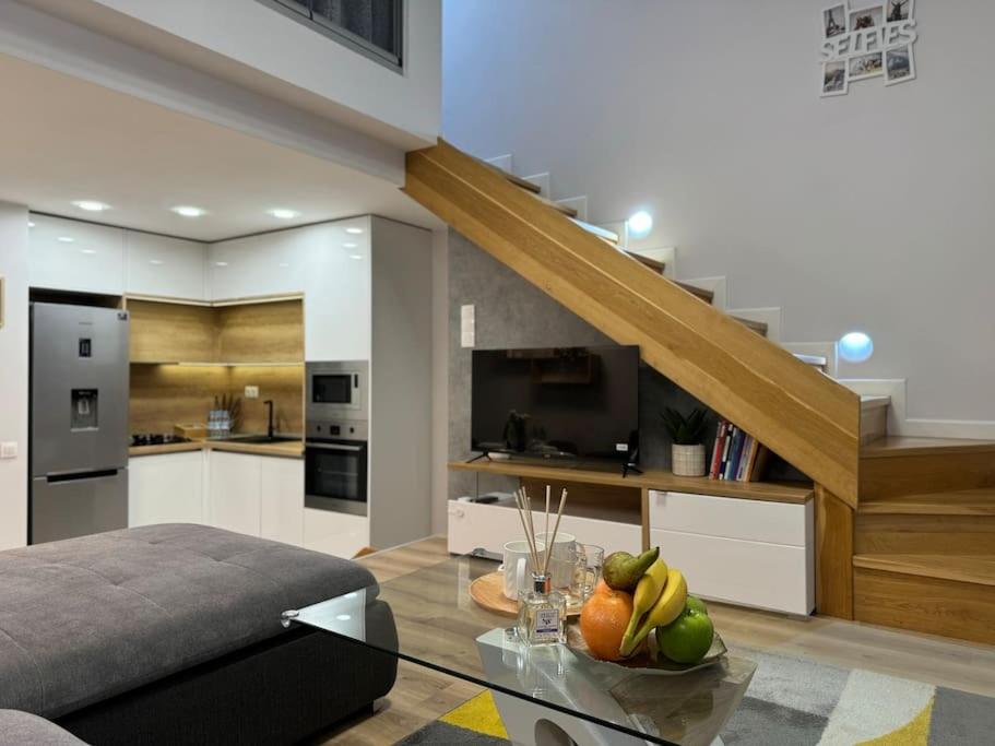 Modern Vitosha Maisonette with Garage