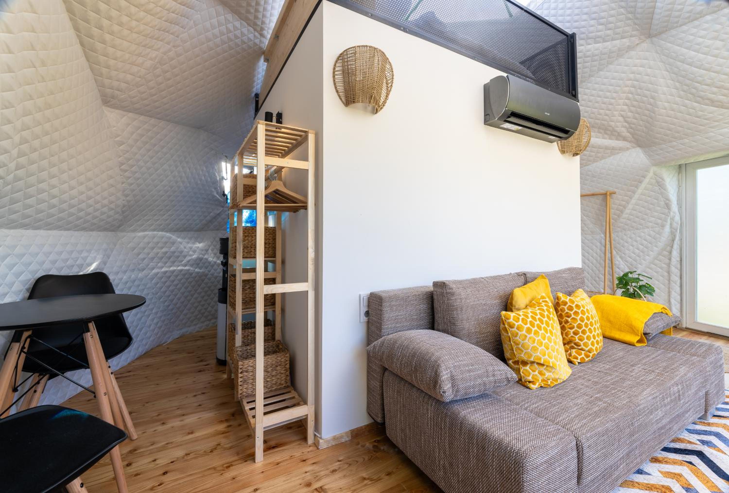 Unique Escape Glamping in the Heart of Prague with Hot Tub and Vysehrad Castle View