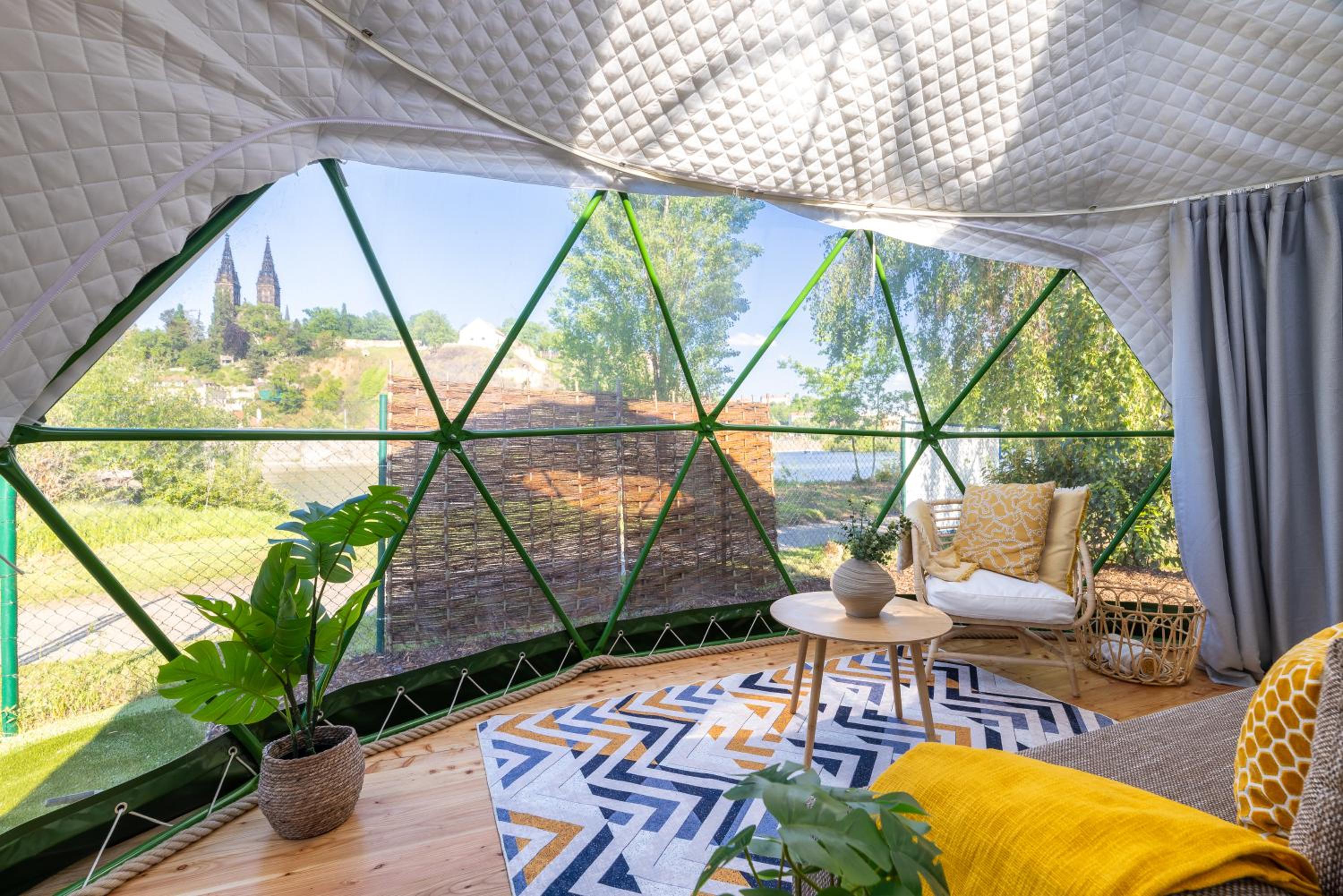 Unique Escape Glamping in the Heart of Prague with Hot Tub and Vysehrad Castle View