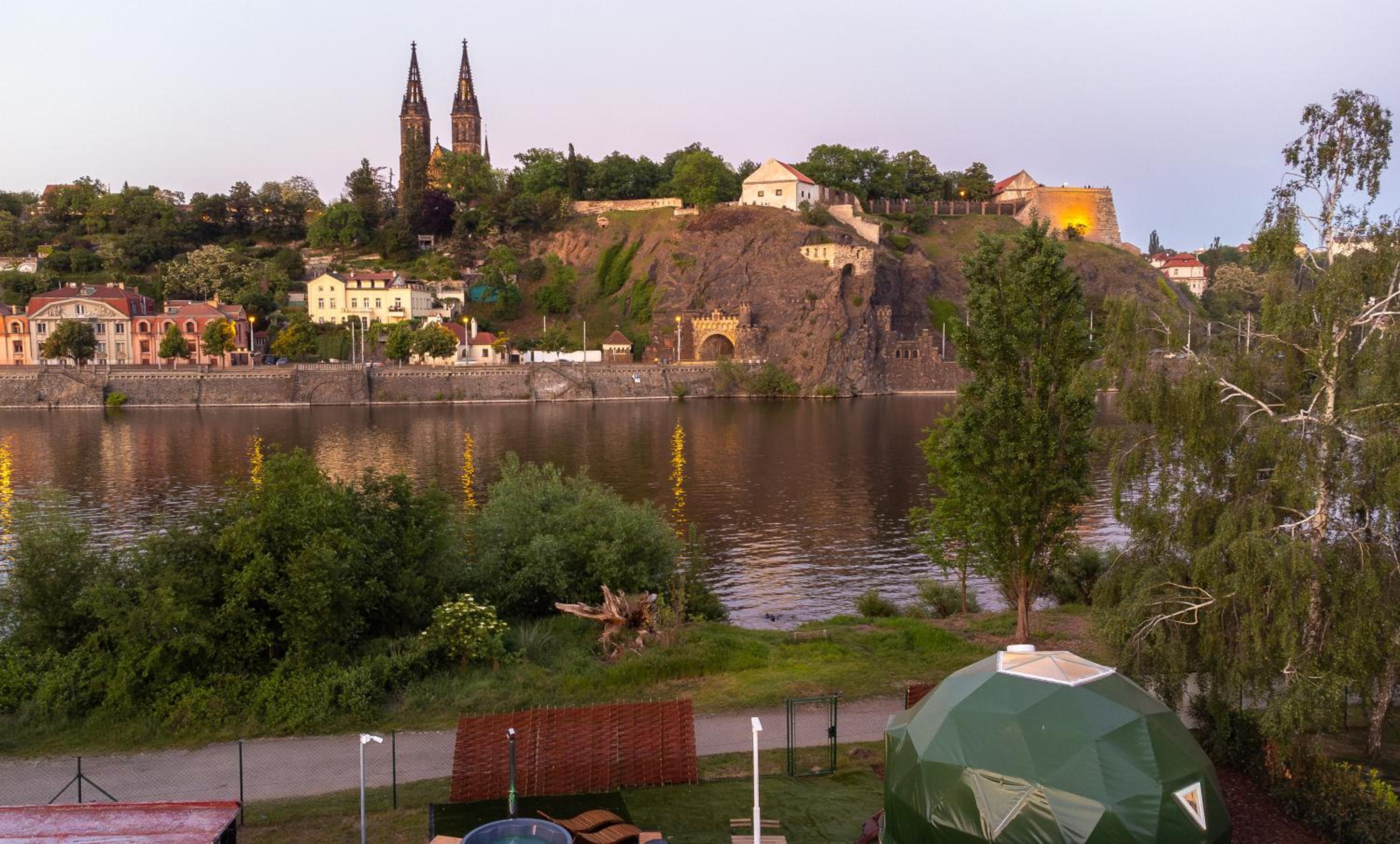 Unique Escape Glamping in the Heart of Prague with Hot Tub and Vysehrad Castle View