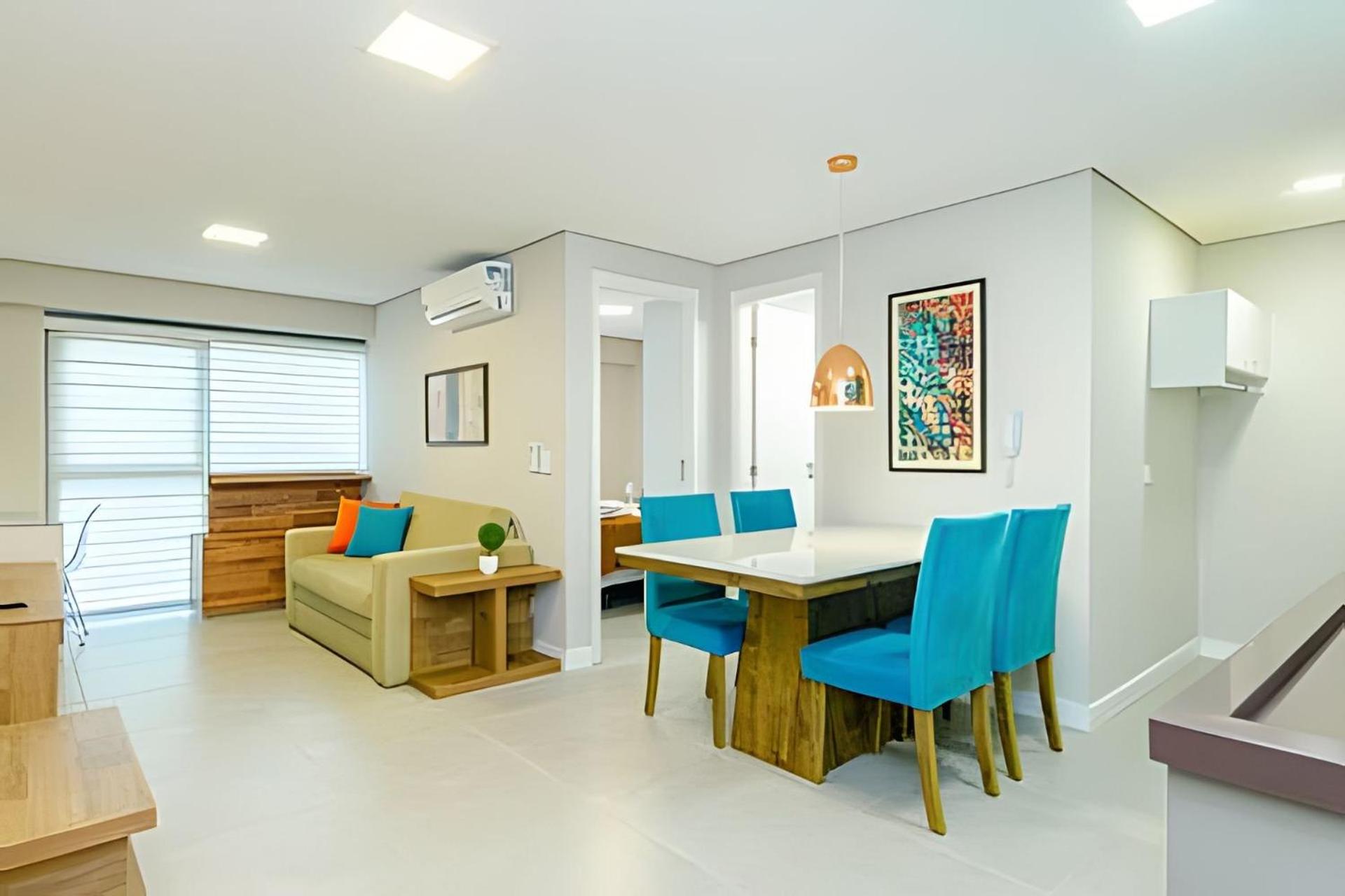 7th Avenue - Apartamentos UROOMS