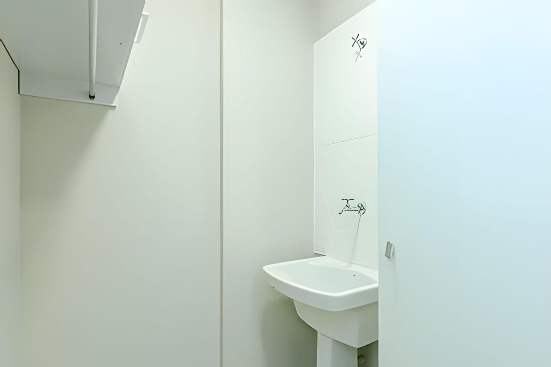 7th Avenue - Apartamentos UROOMS