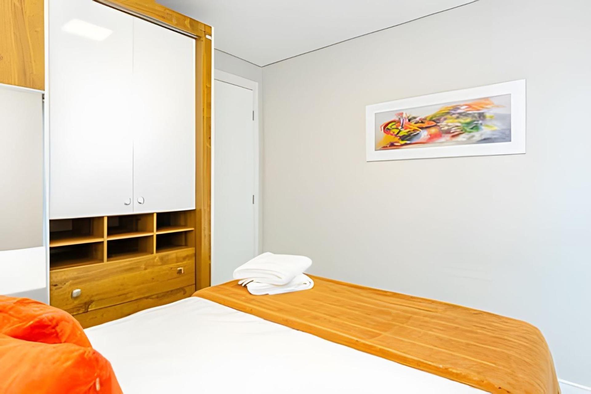 7th Avenue - Apartamentos UROOMS