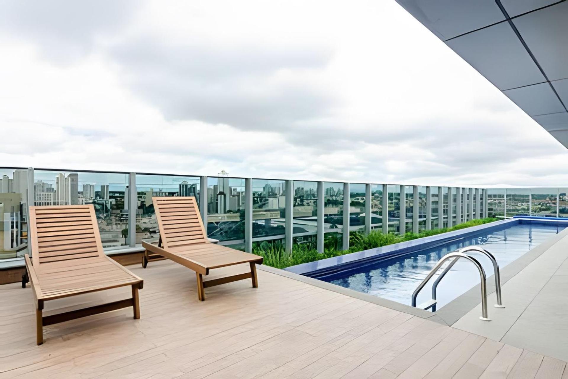 7th Avenue - Apartamentos UROOMS
