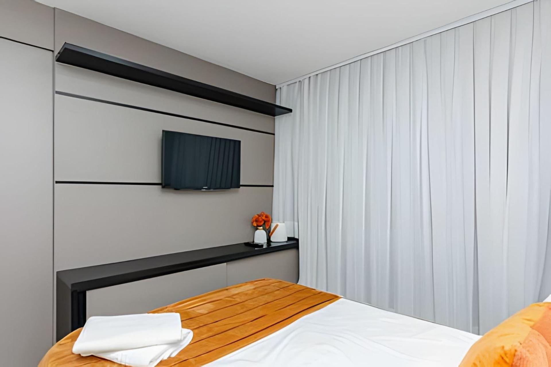 7th Avenue - Apartamentos UROOMS