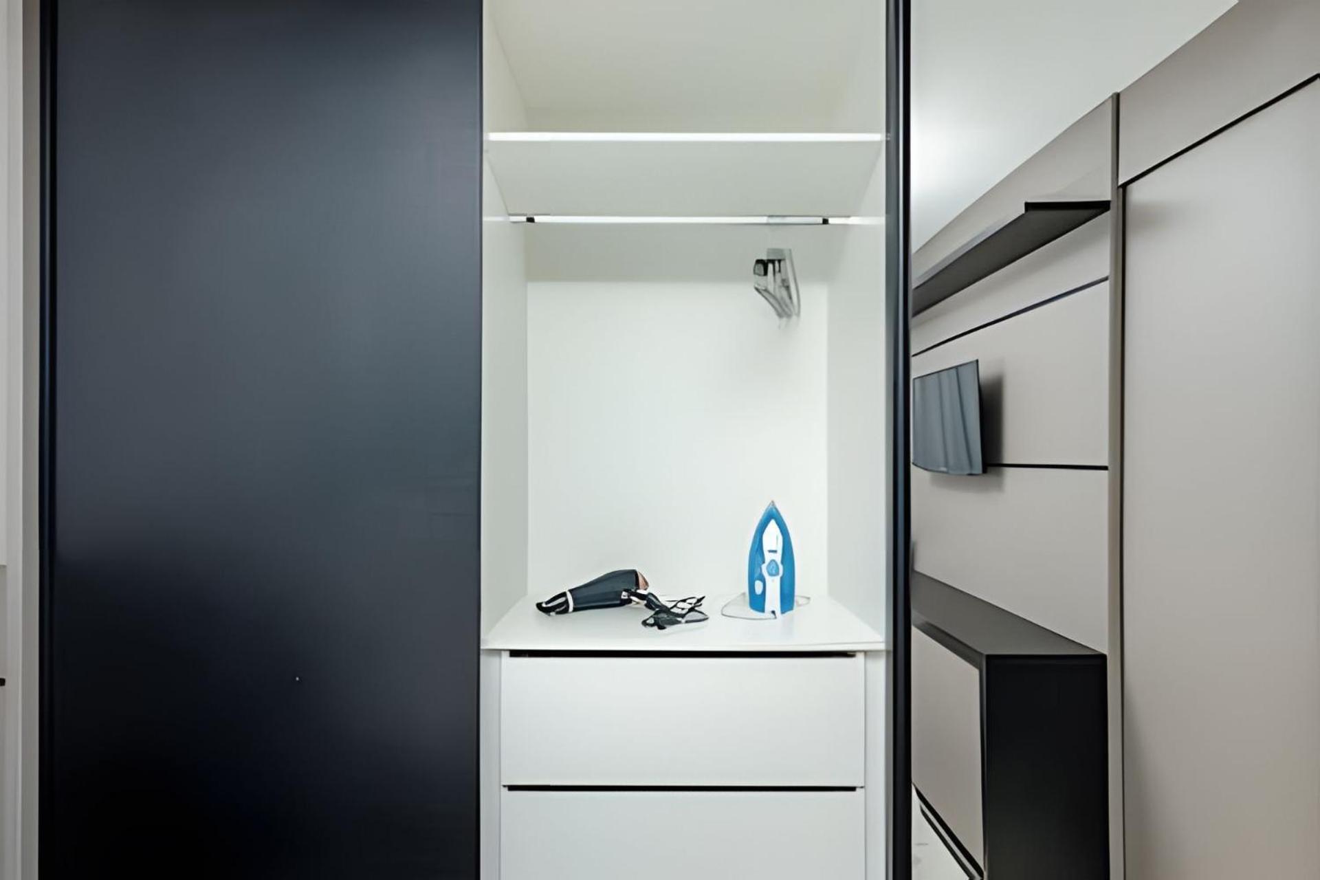 7th Avenue - Apartamentos UROOMS