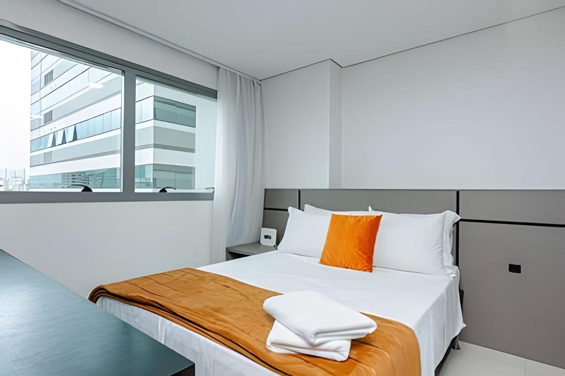 7th Avenue - Apartamentos UROOMS