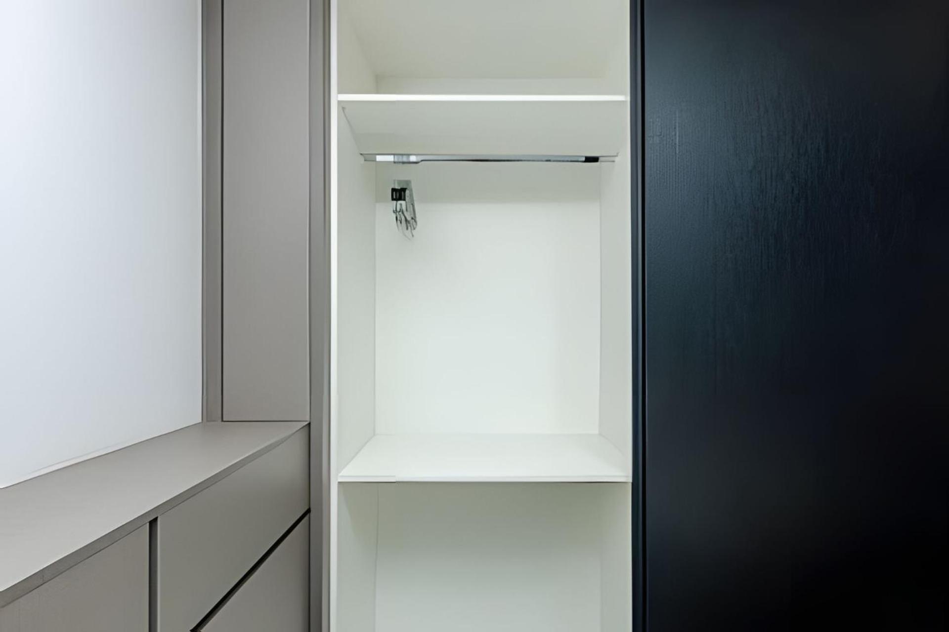 7th Avenue - Apartamentos UROOMS