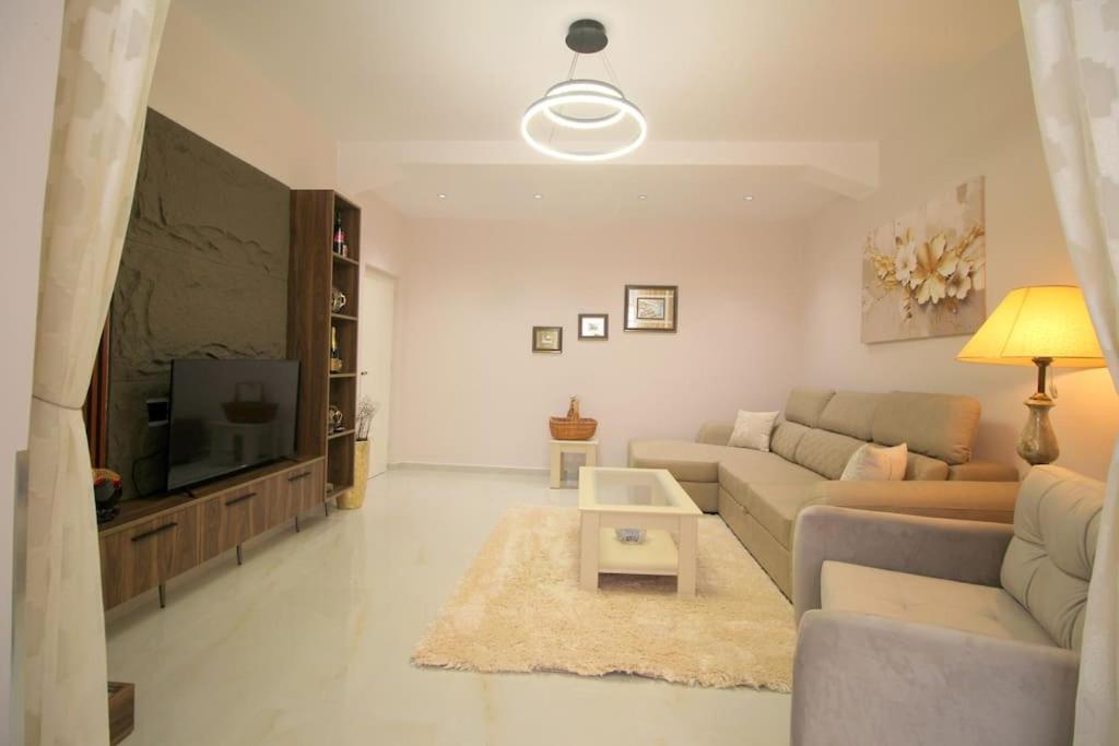Deluxe Apartment Saranda