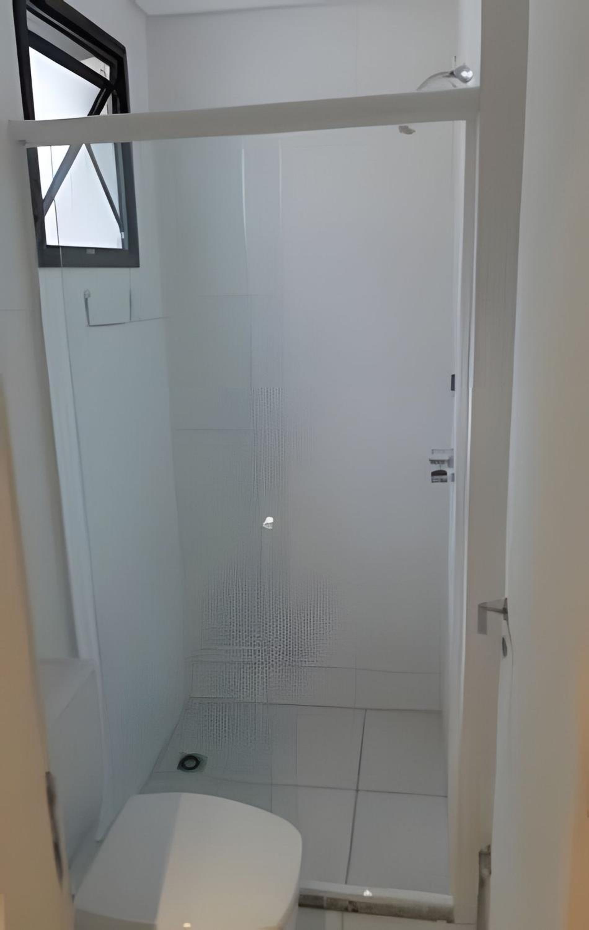 2 Quartos no Batel Soho, condo Clube Sky C Vaga by UROOMS