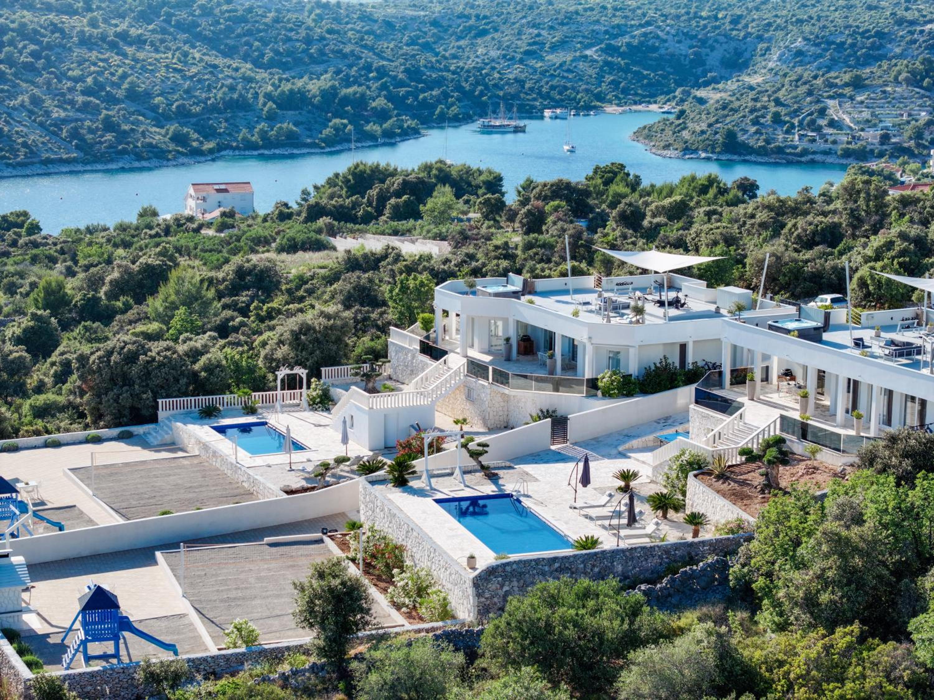 Villa Rita IV view 3