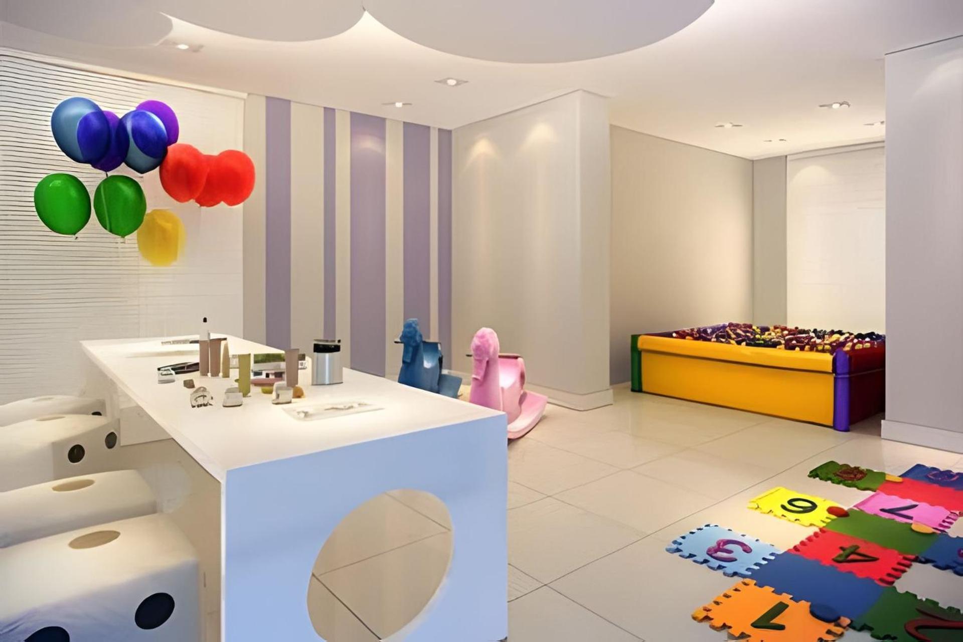 Sky Batel - Apartamentos UROOMS
