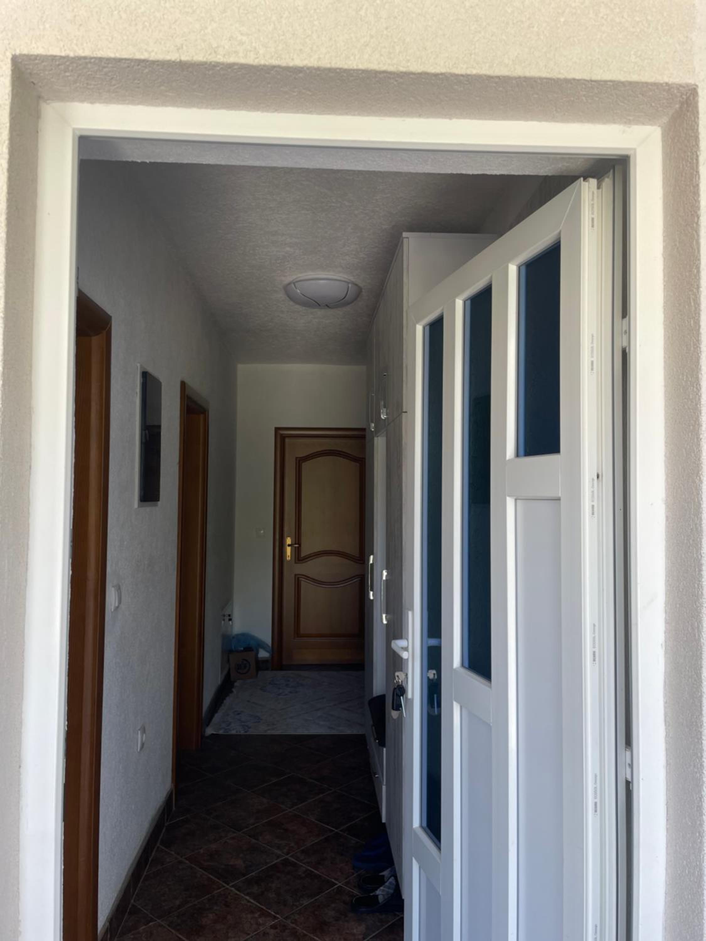 Apartment NAV view 3