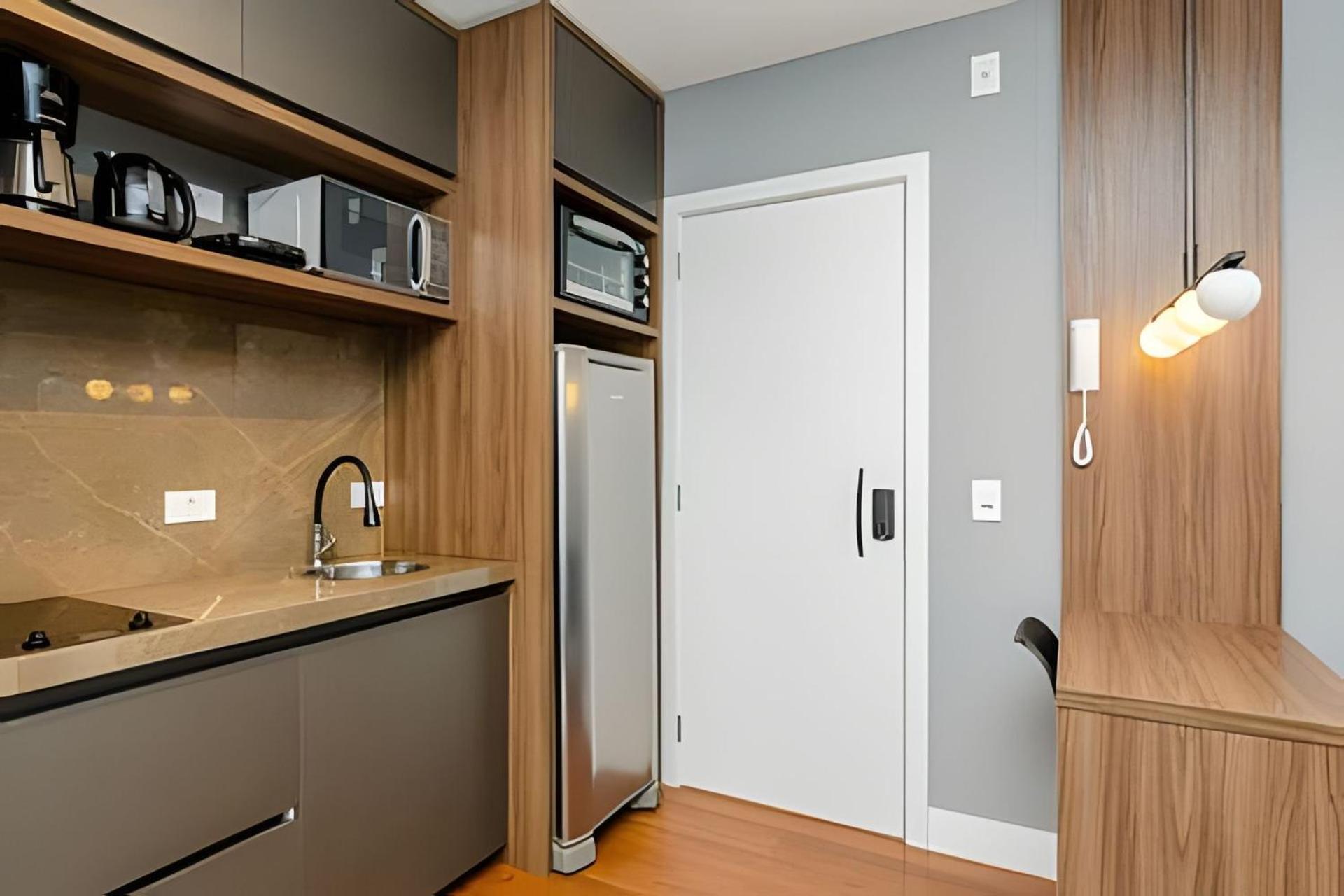 Easy Emiliano - Apartamentos UROOMS