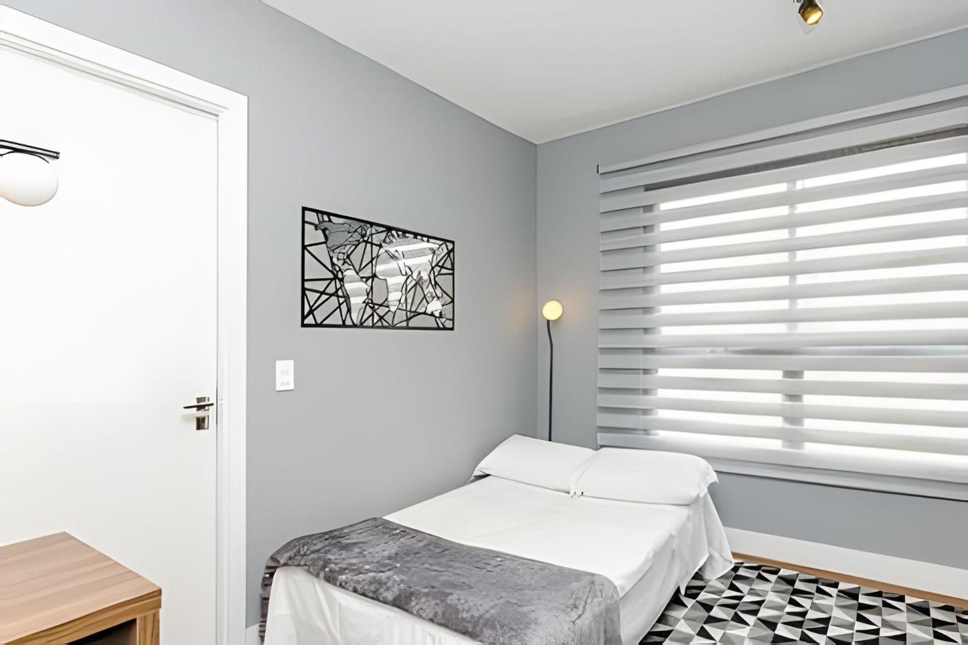 Easy Emiliano - Apartamentos UROOMS