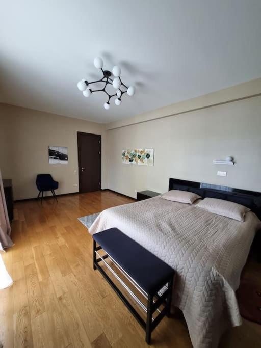 Cosy apartment in a city center view 2
