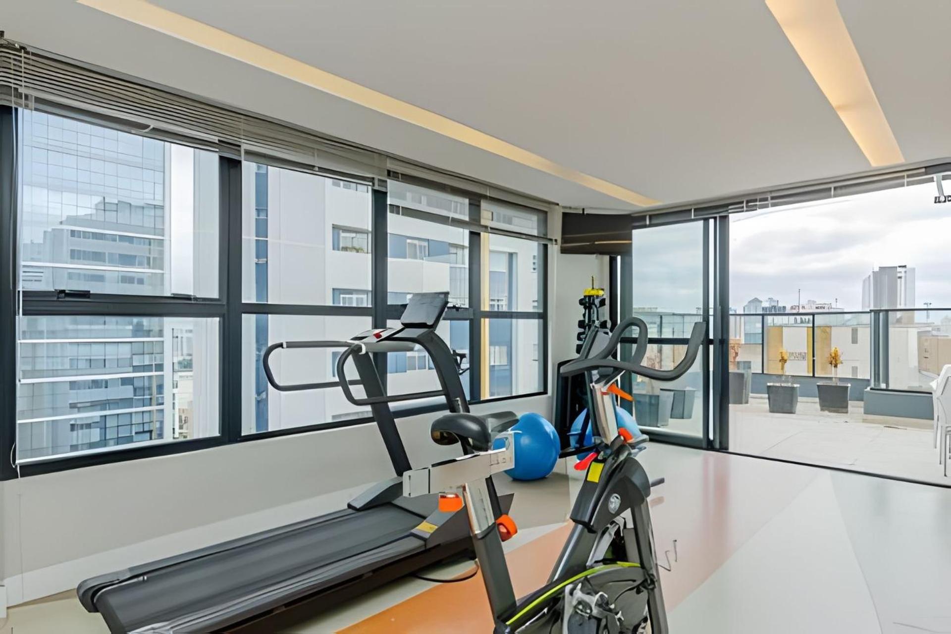 Easy Emiliano - Apartamentos UROOMS