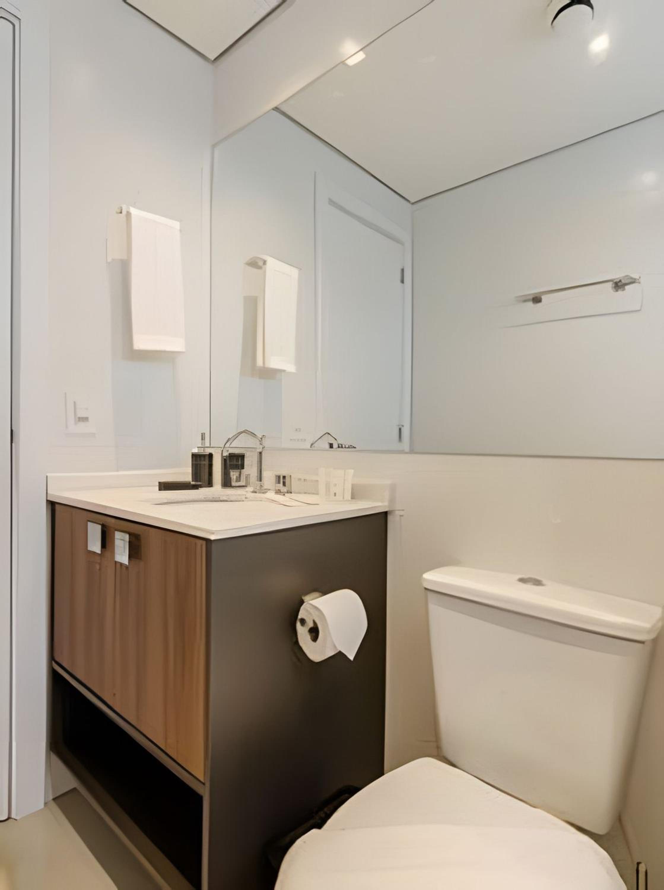 Easy Emiliano - Apartamentos UROOMS