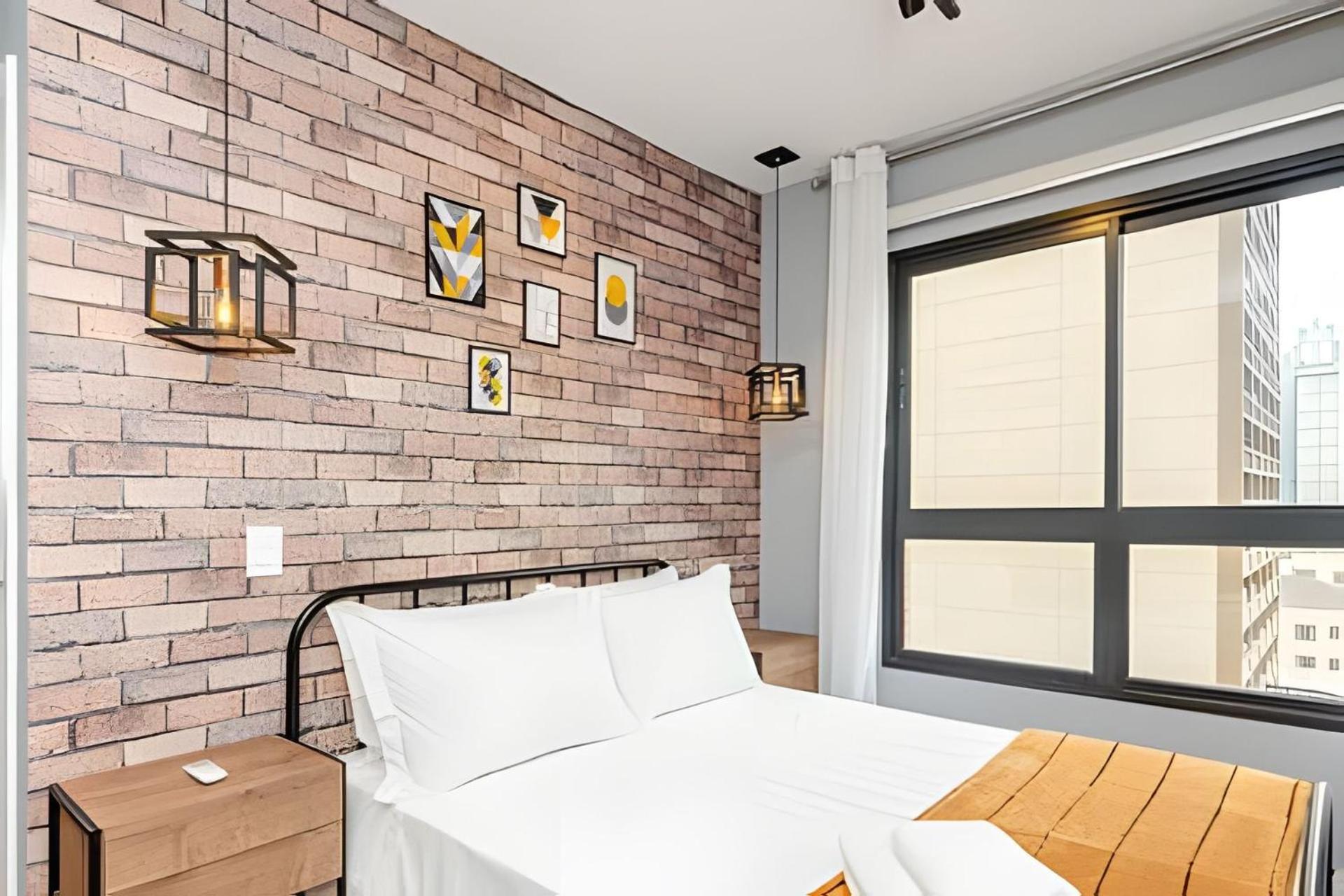 Easy Emiliano - Apartamentos UROOMS