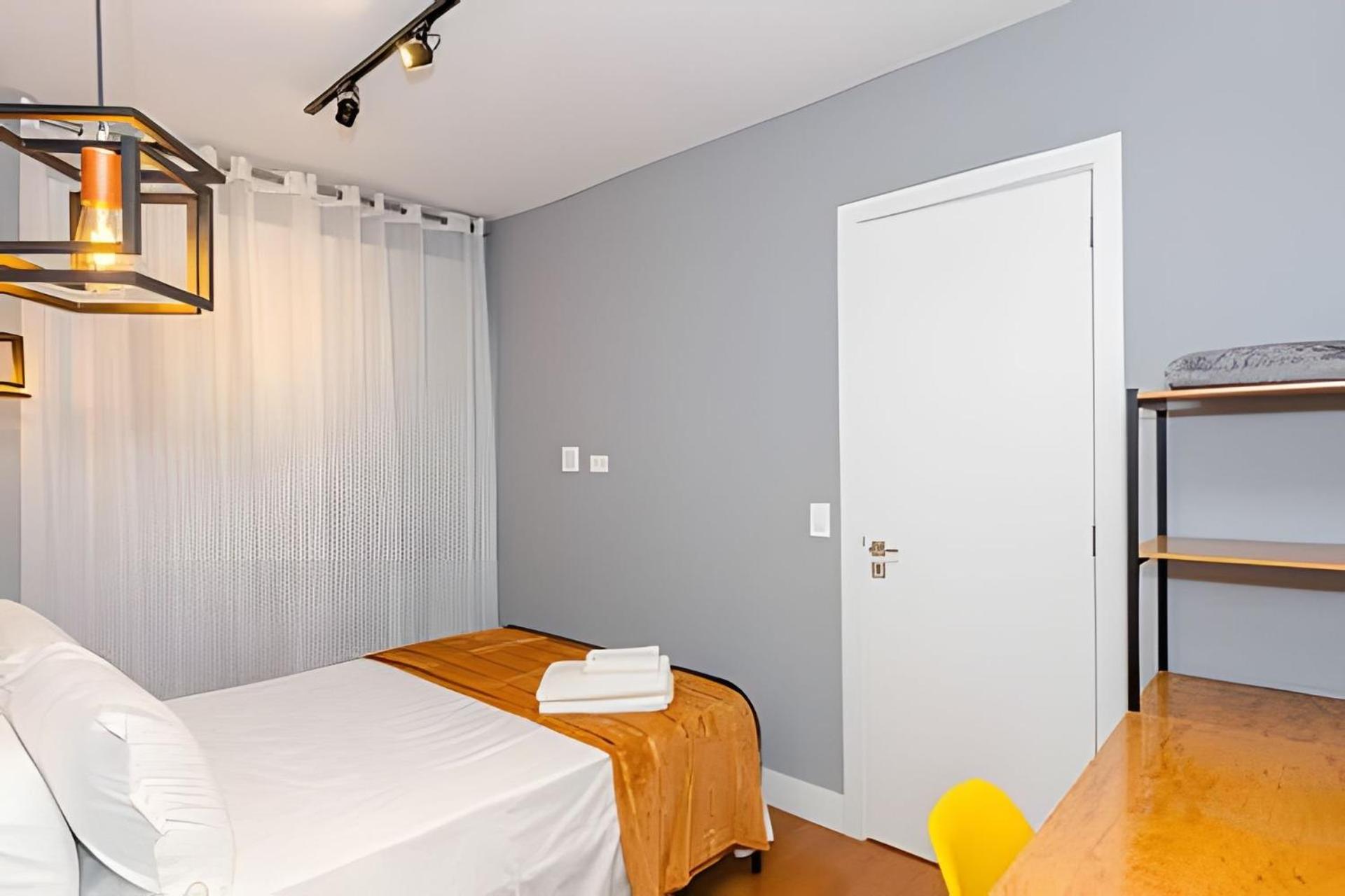 Easy Emiliano - Apartamentos UROOMS