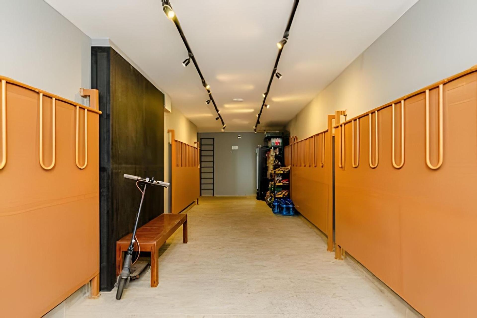 Easy Emiliano - Apartamentos UROOMS