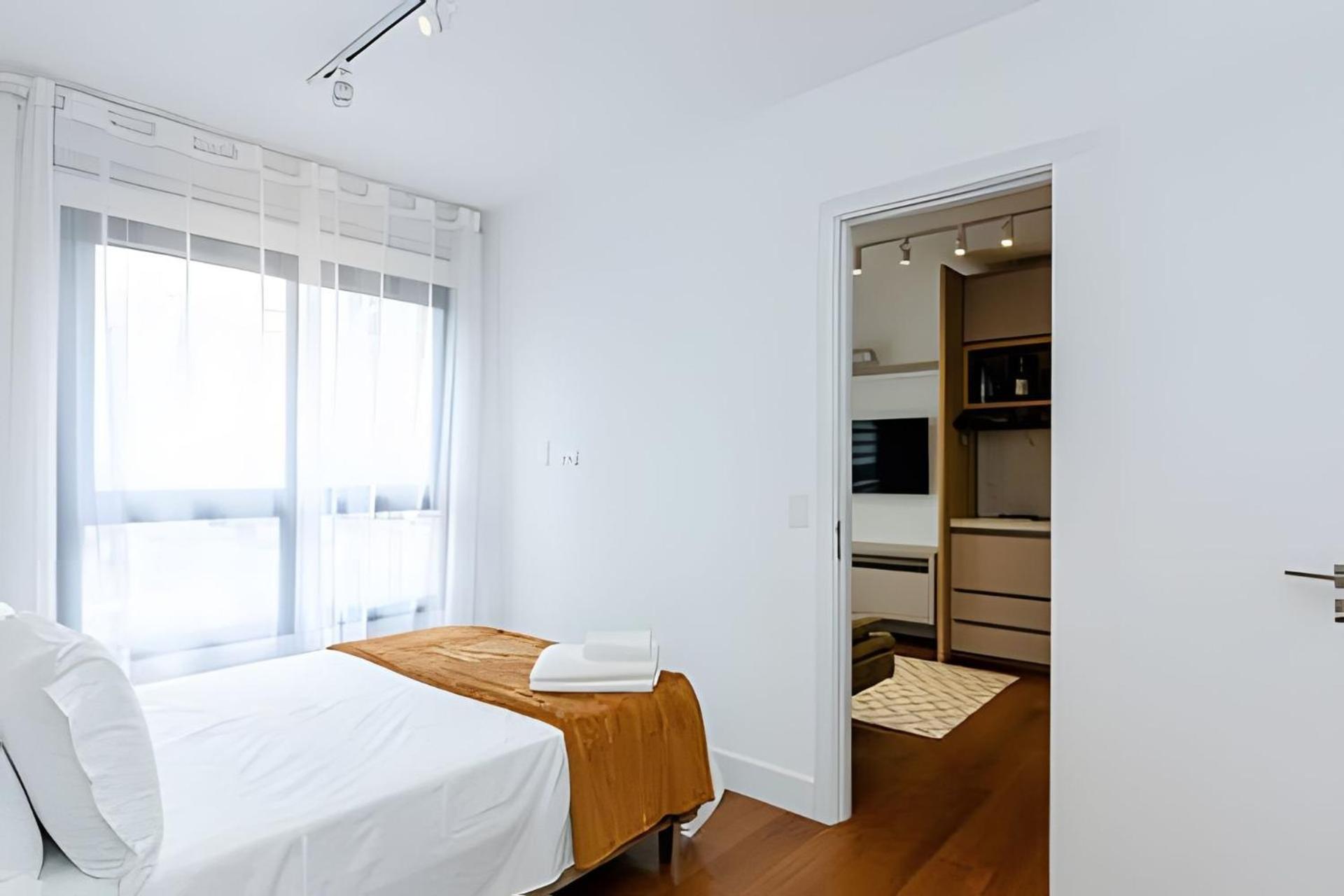 Easy Emiliano - Apartamentos UROOMS