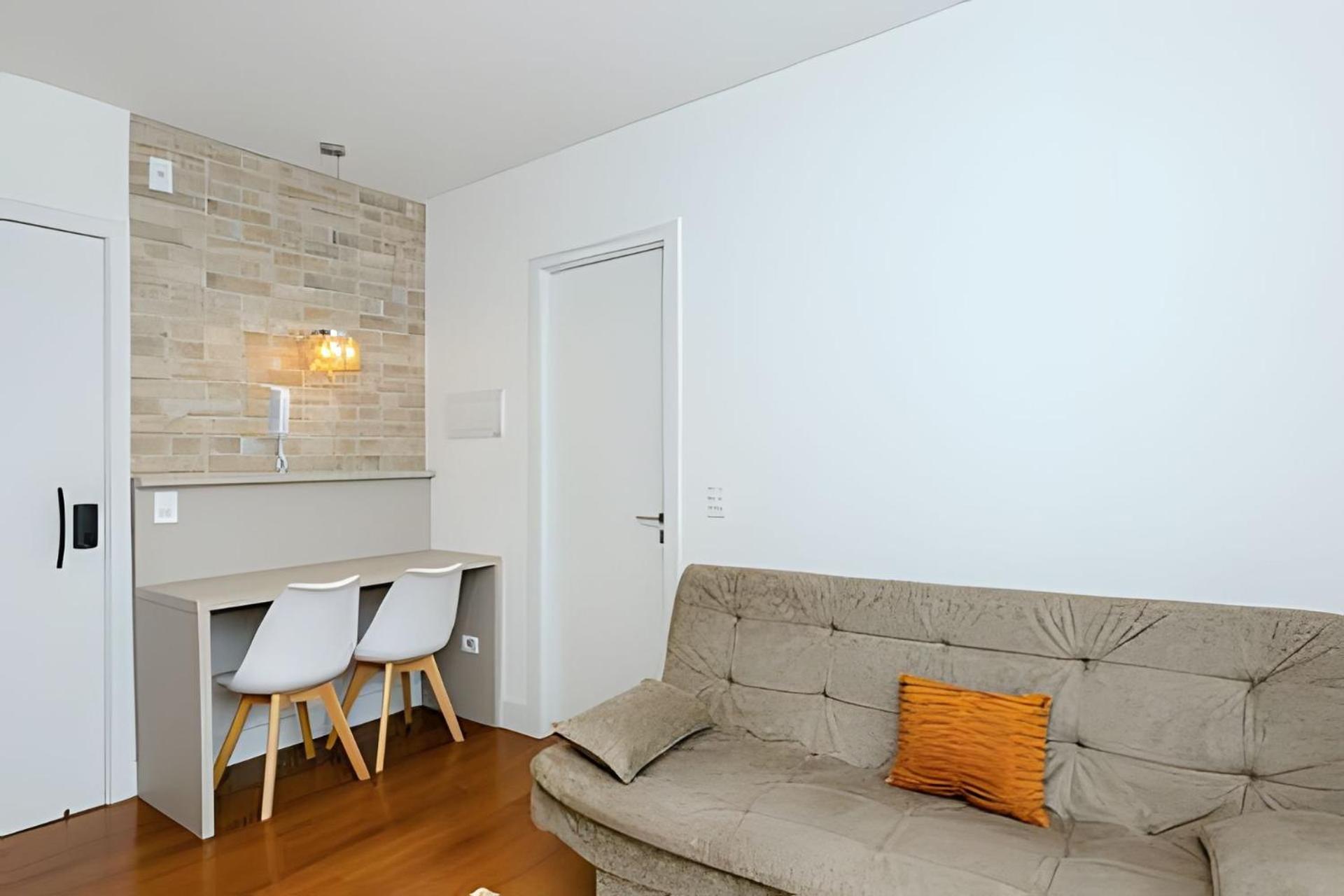 Easy Emiliano - Apartamentos UROOMS