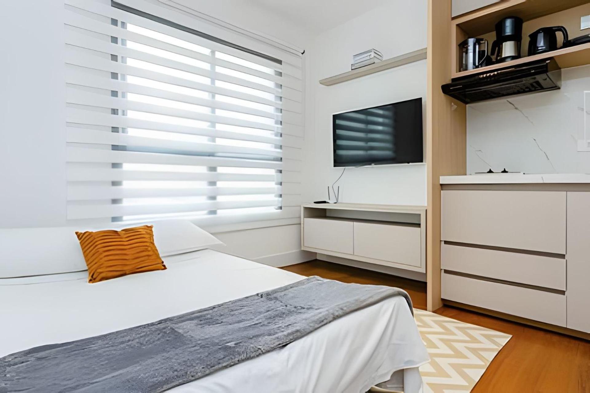 Easy Emiliano - Apartamentos UROOMS