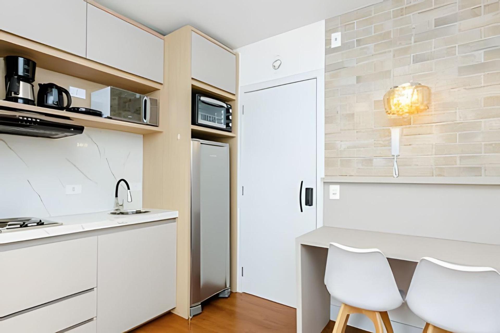 Easy Emiliano - Apartamentos UROOMS