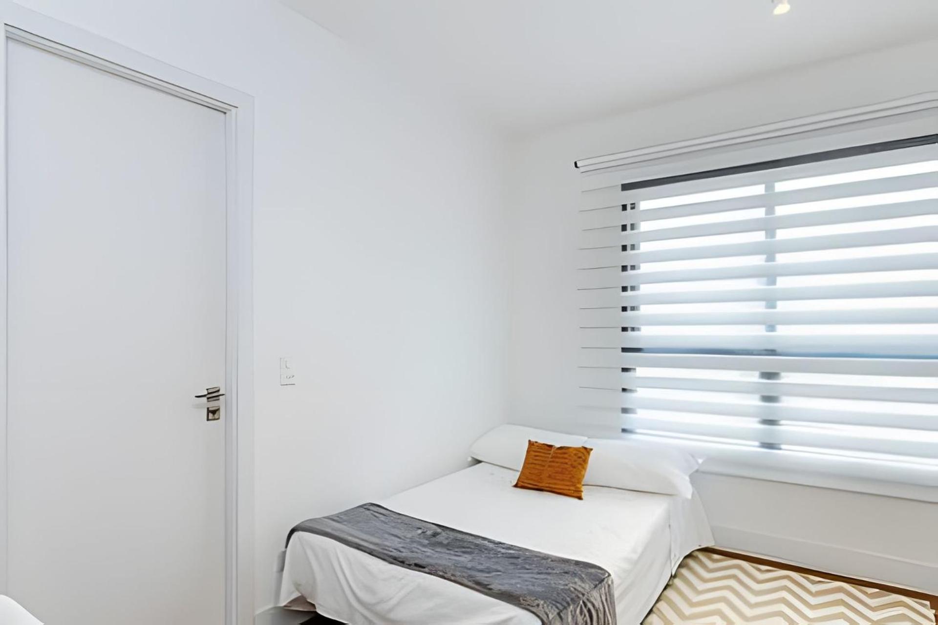 Easy Emiliano - Apartamentos UROOMS