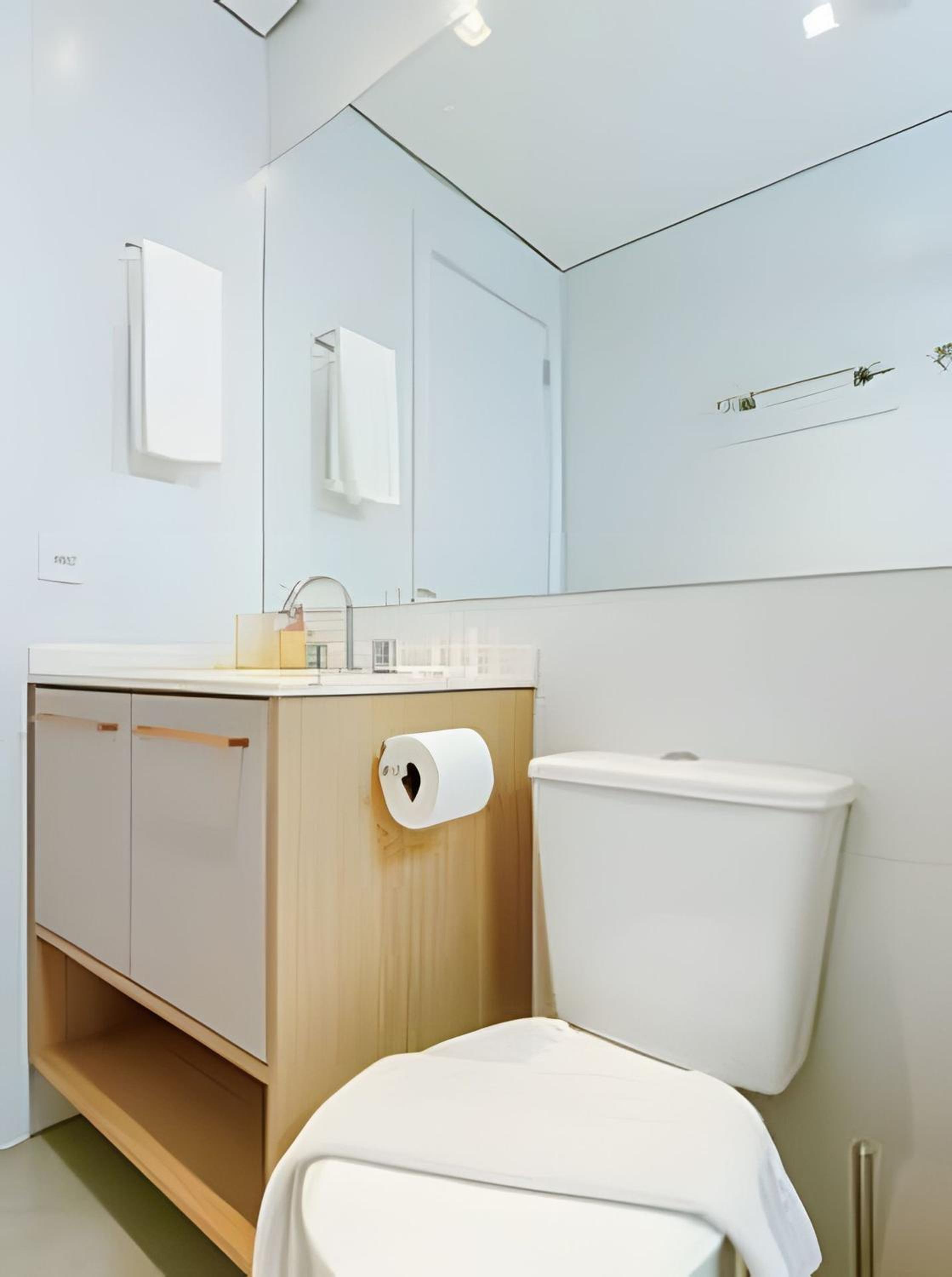 Easy Emiliano - Apartamentos UROOMS