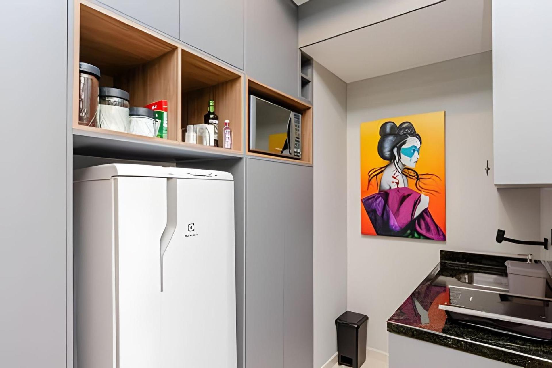 Studio incrível no Condo clube sky, batel soho by UROOMS