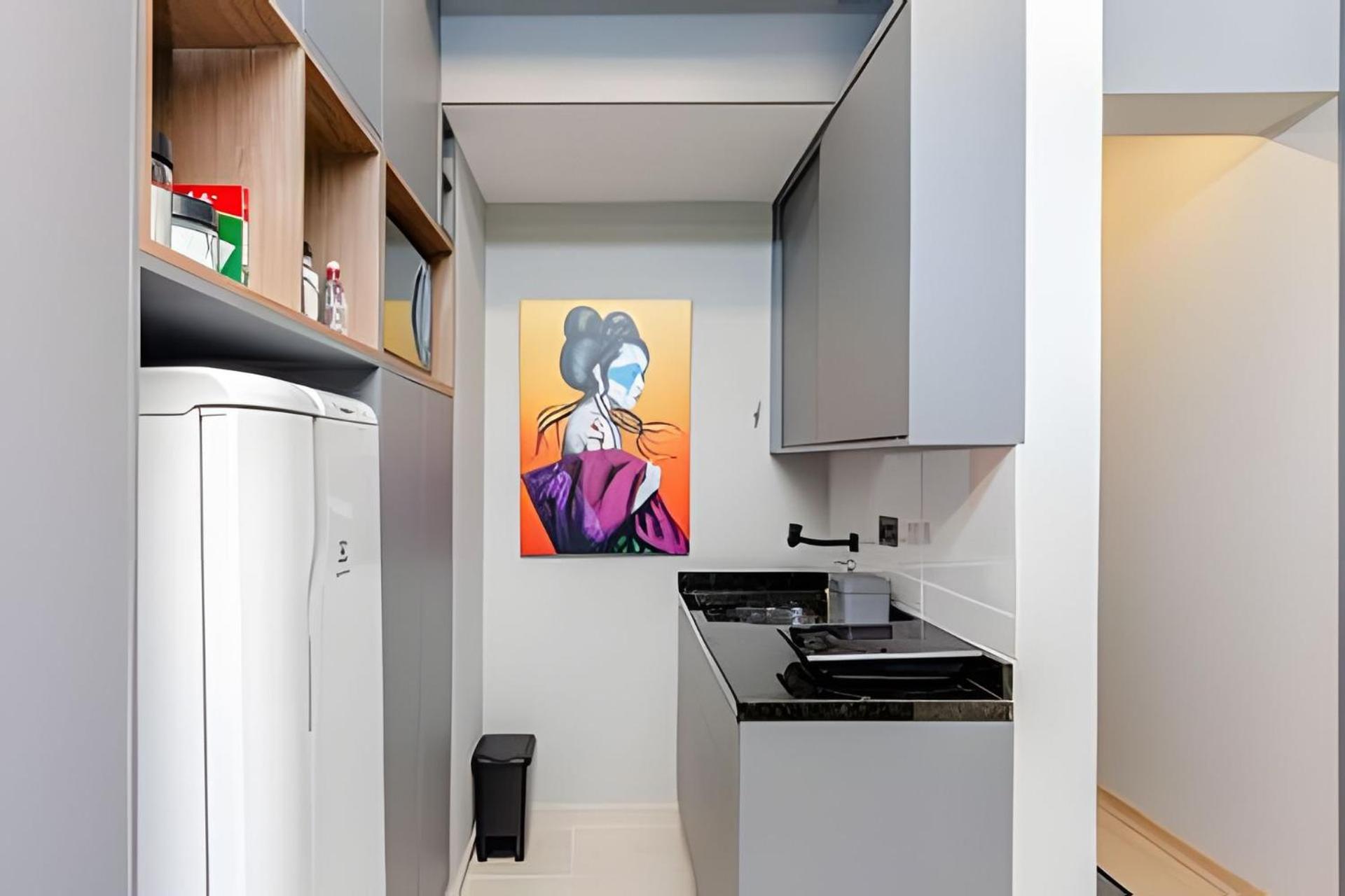 Studio incrível no Condo clube sky, batel soho by UROOMS