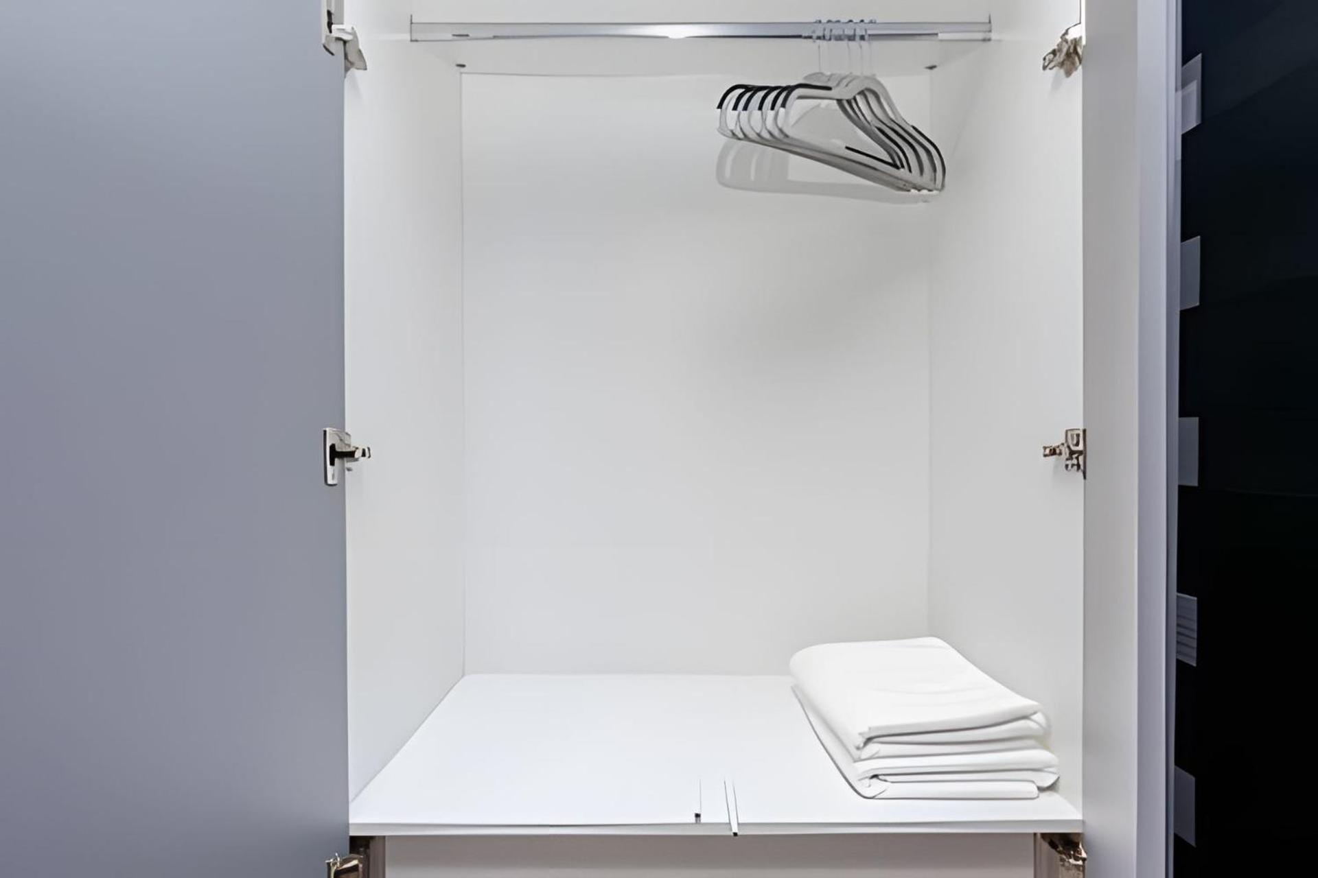 Studio incrível no Condo clube sky, batel soho by UROOMS