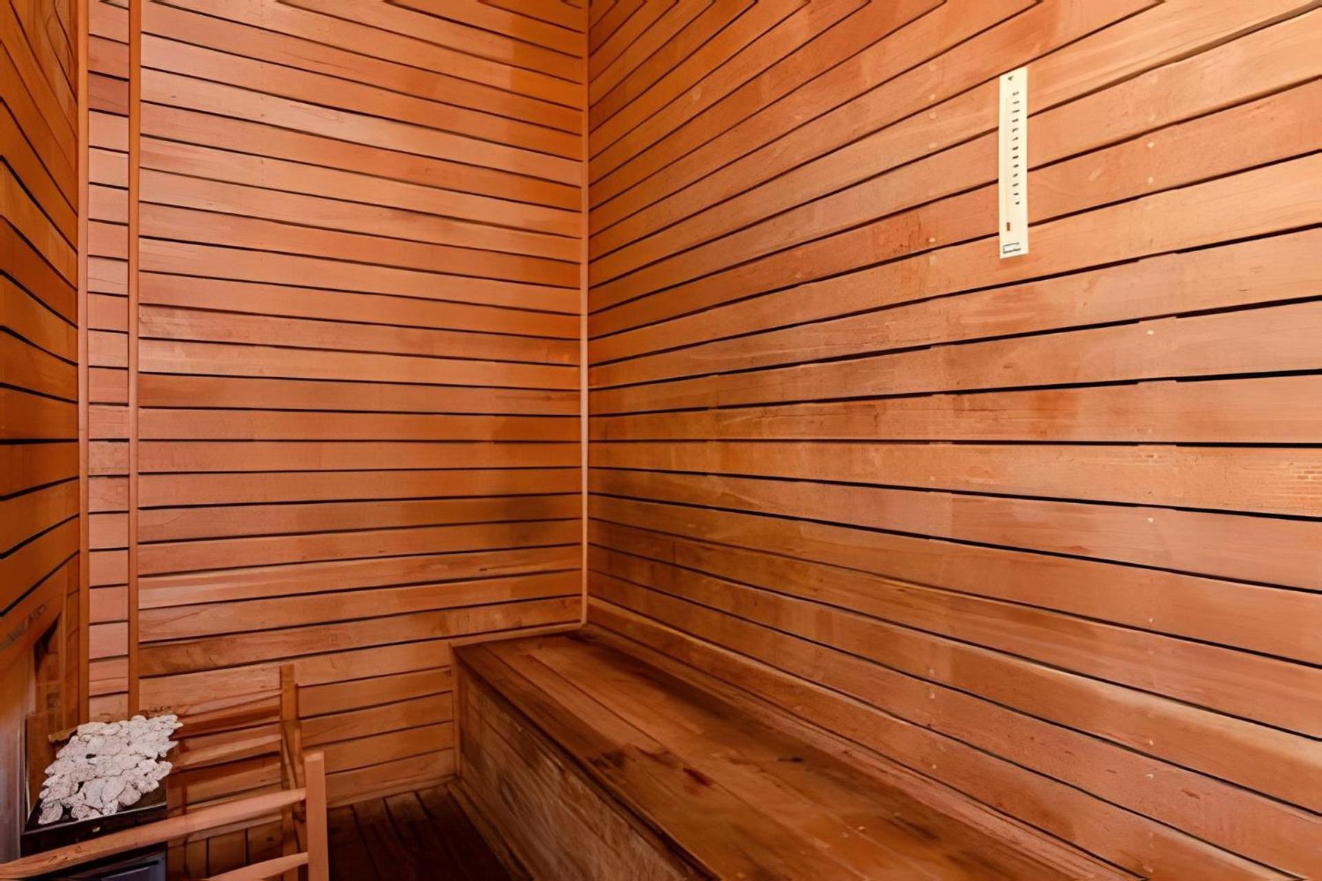 Studio incrível no Condo clube sky, batel soho by UROOMS