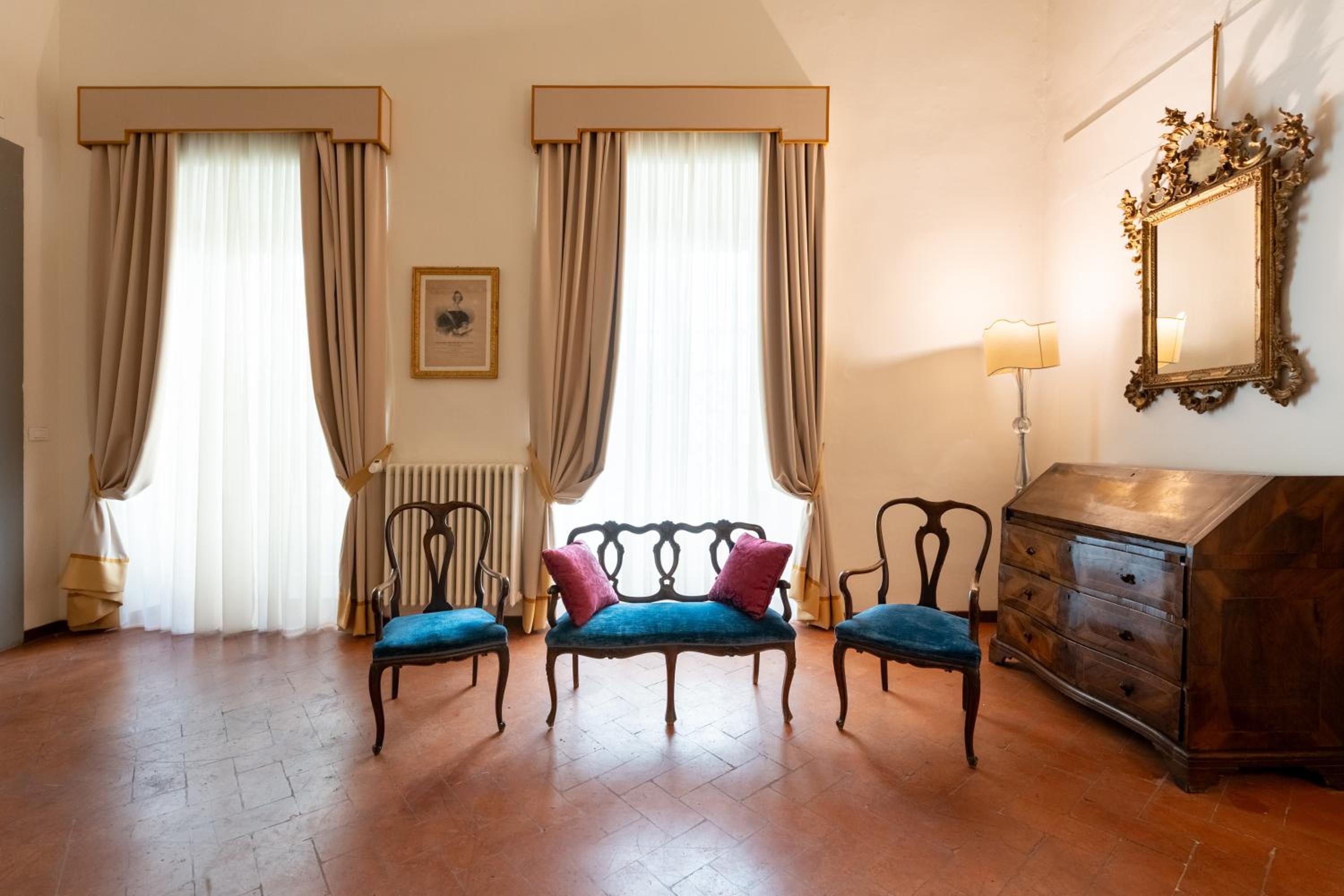 Palazzo D'Ambra Residenza d'Epoca