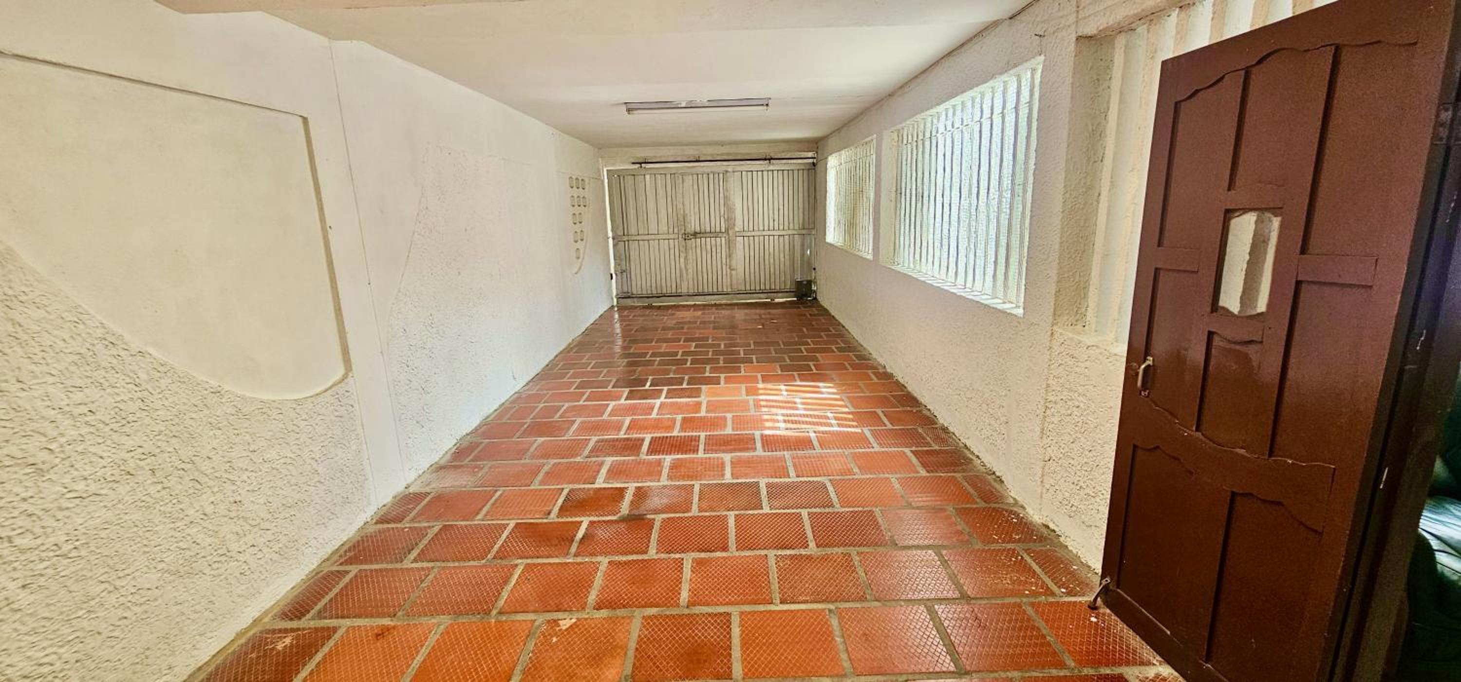 Casa Nora casa amplia con aire acondicionado para familias y grupos WiFi y parking cubierto