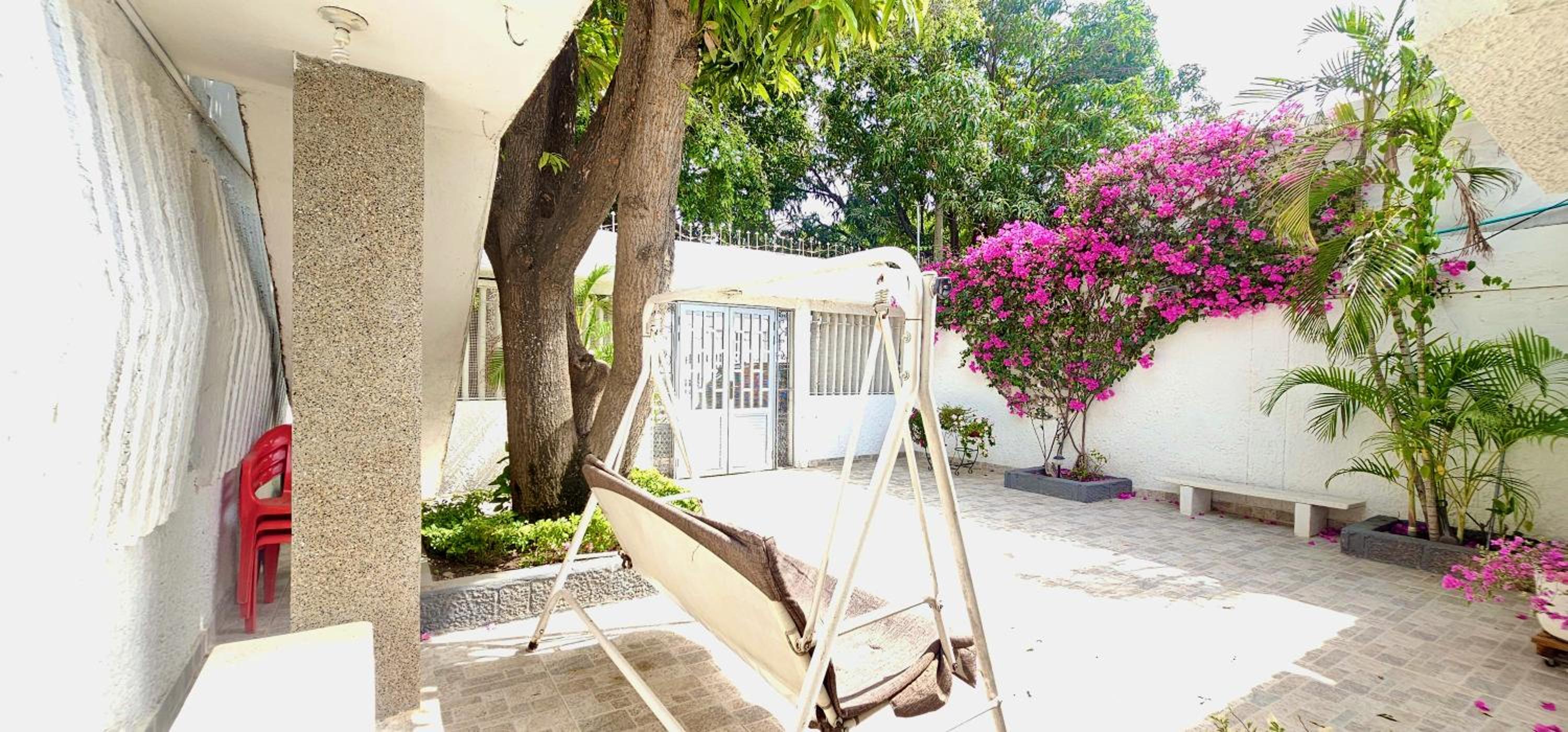 Casa Nora casa amplia con aire acondicionado para familias y grupos WiFi y parking cubierto