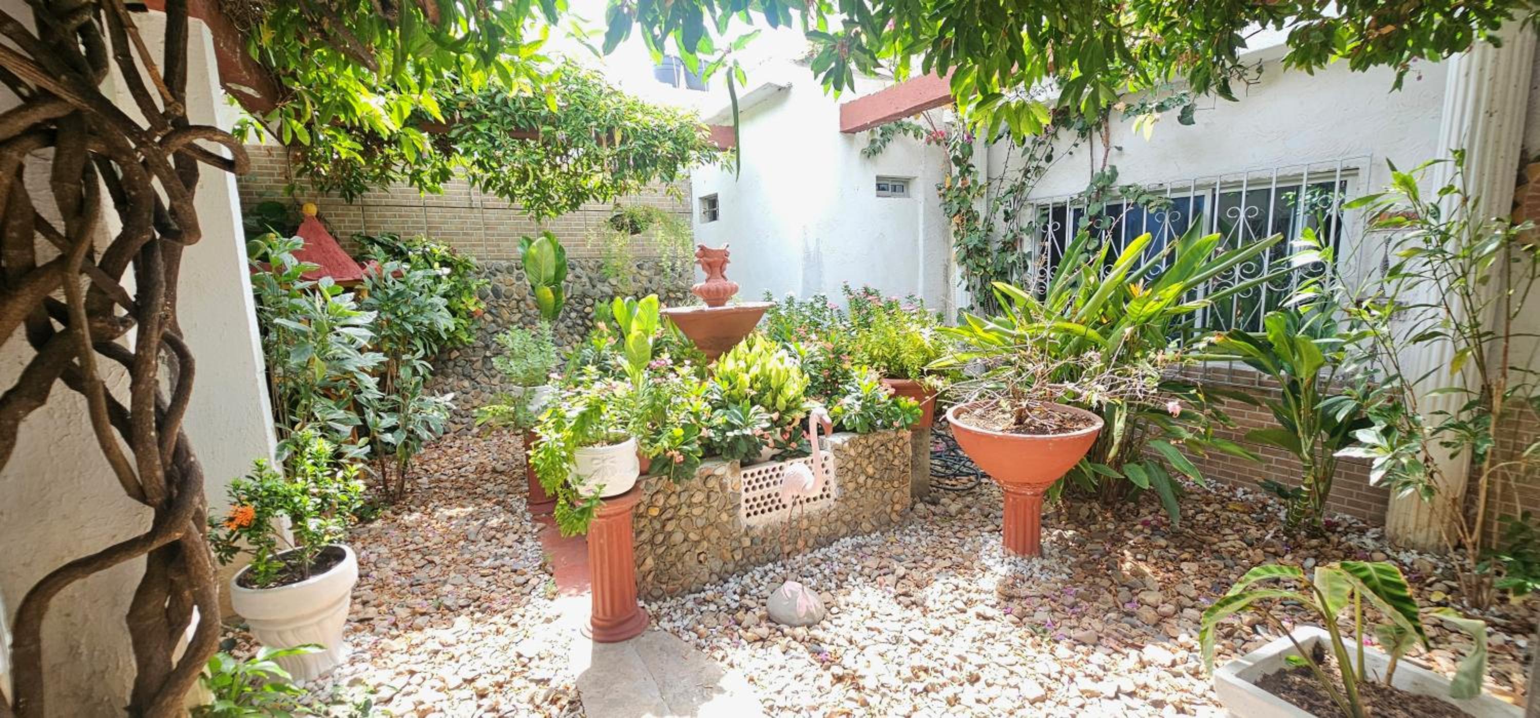 Casa Nora casa amplia con aire acondicionado para familias y grupos WiFi y parking cubierto
