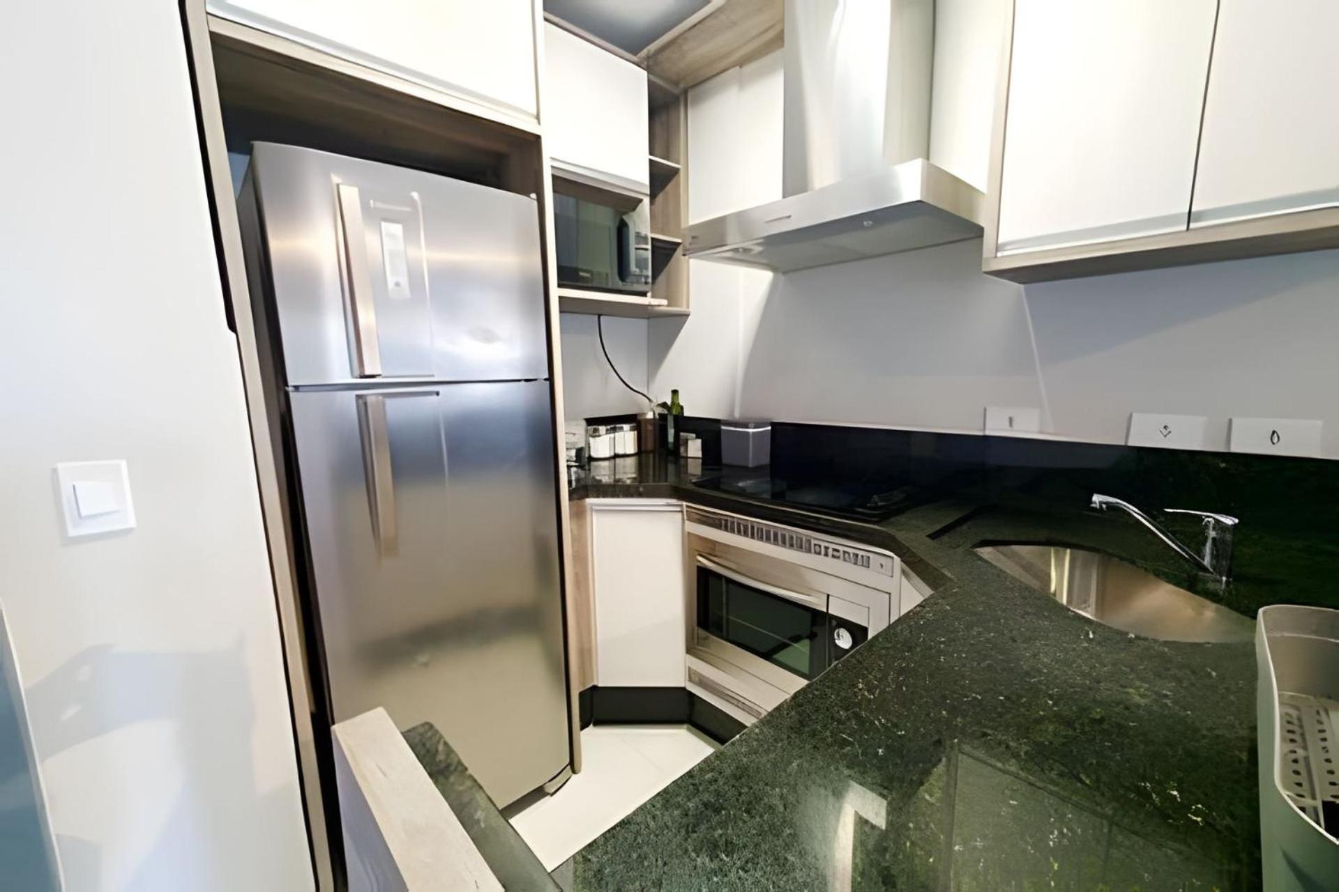 Dois quartos condomínio clube de luxo Sky com vaga by UROOMS