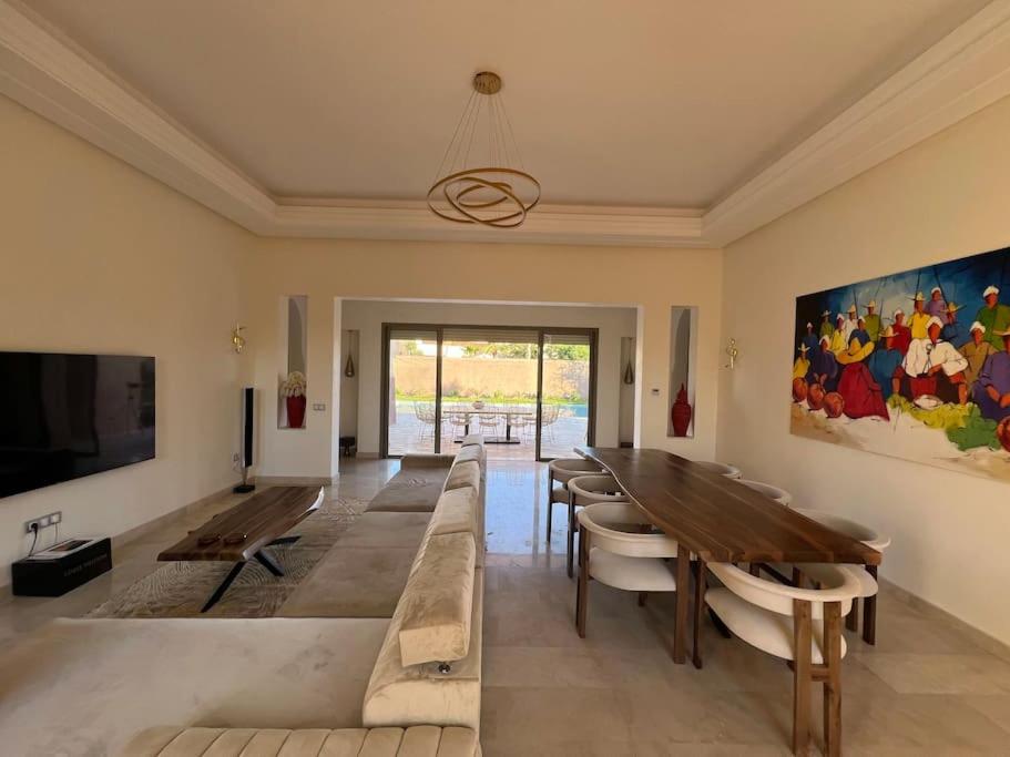 Belle villa KIMANU contemporaine à 20 min de Marrakech view 5