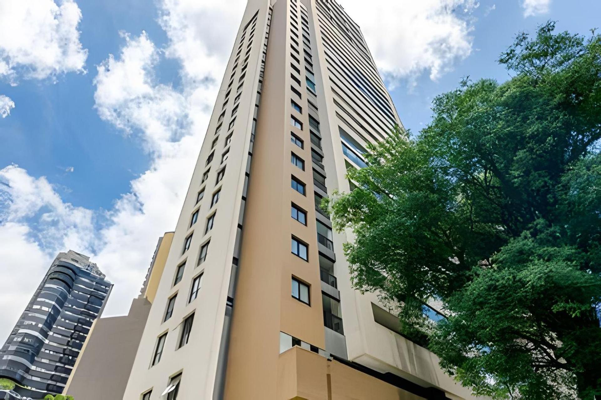 Hotel Dois Quartos, Lindo, Garagem, Condominio Clube Sky