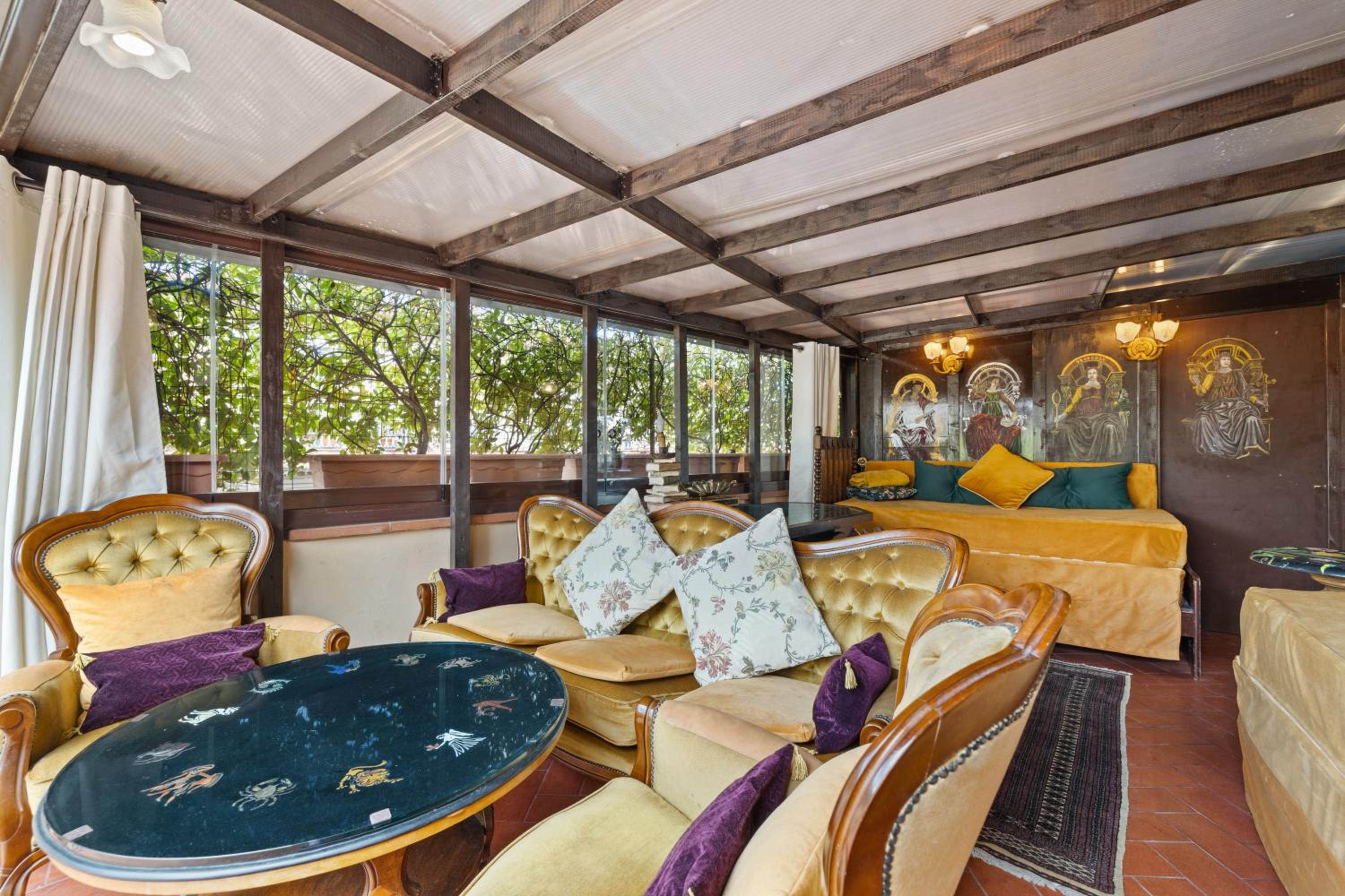 lounge
